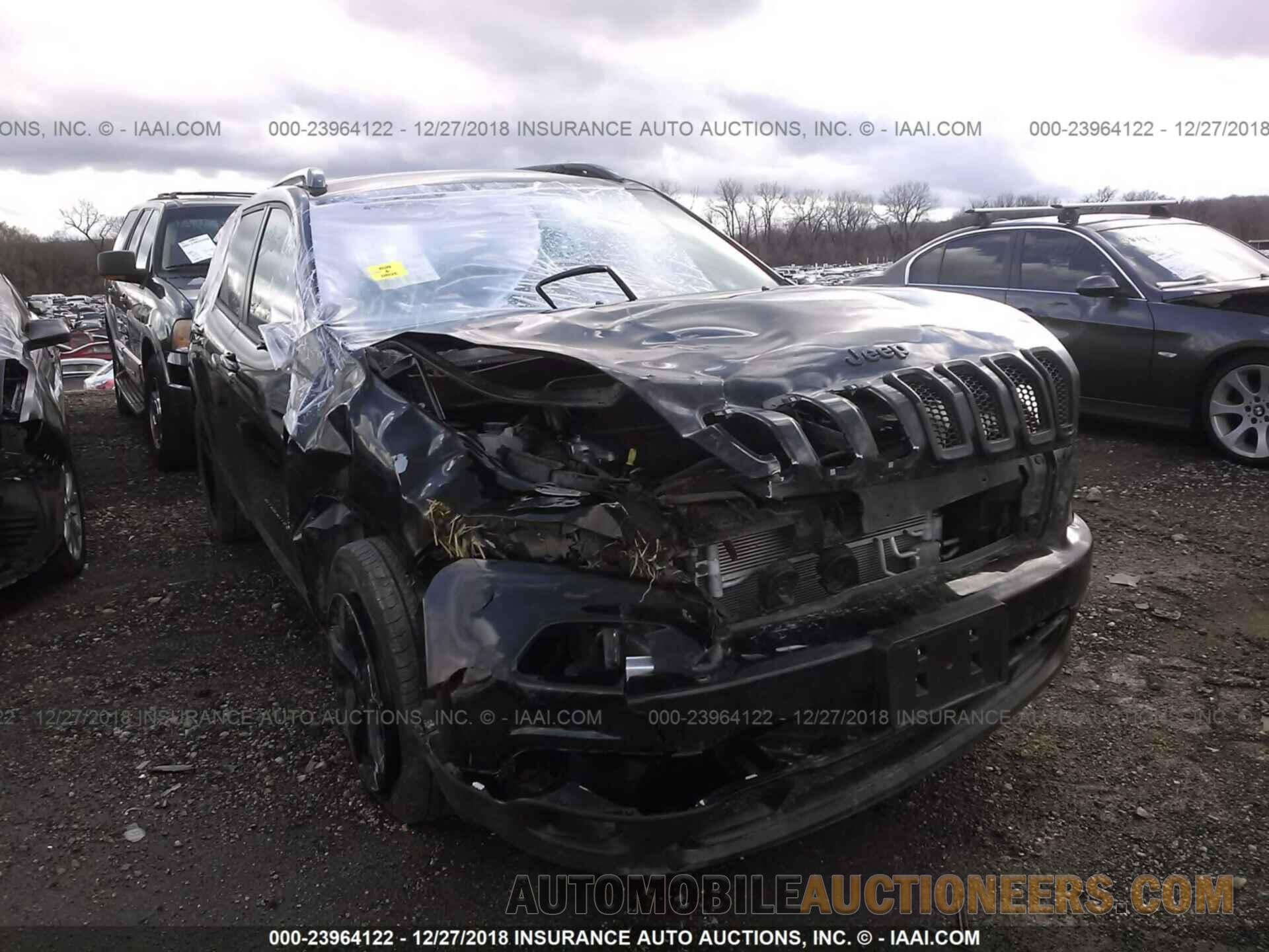 1C4PJMCBXJD592081 JEEP CHEROKEE 2018