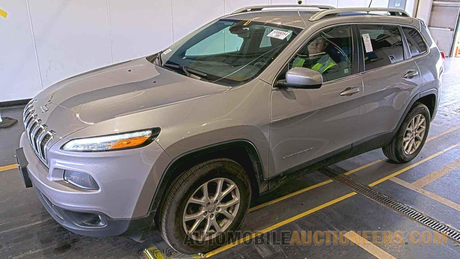 1C4PJMCS8HW513313 Jeep Cherokee 2017