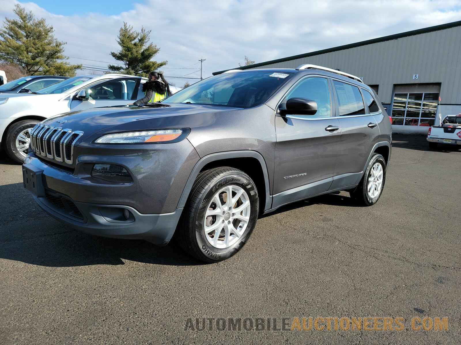 1C4PJMCS9HW505964 Jeep Cherokee 2017