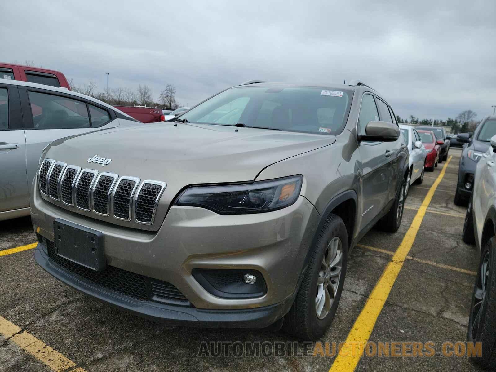 1C4PJMLB2KD238105 Jeep Cherokee 2019