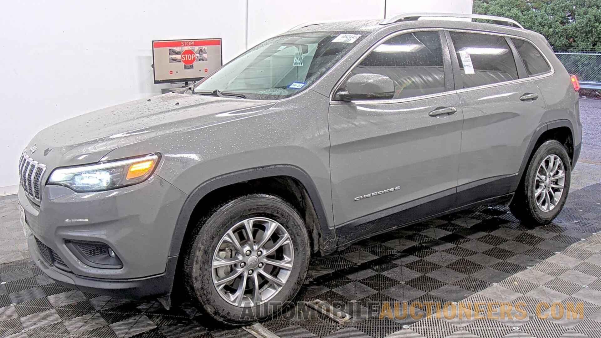 1C4PJMLB4KD423644 Jeep Cherokee 2019