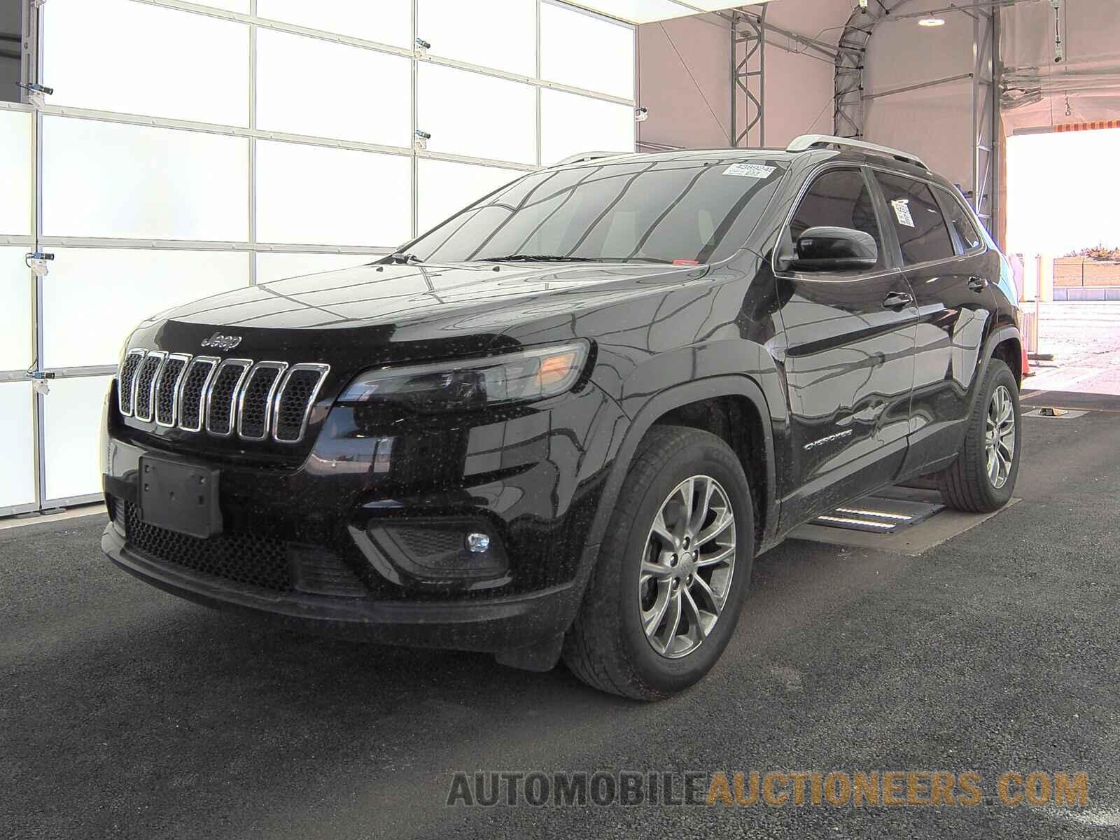 1C4PJMLB5KD401717 Jeep Cherokee 2019