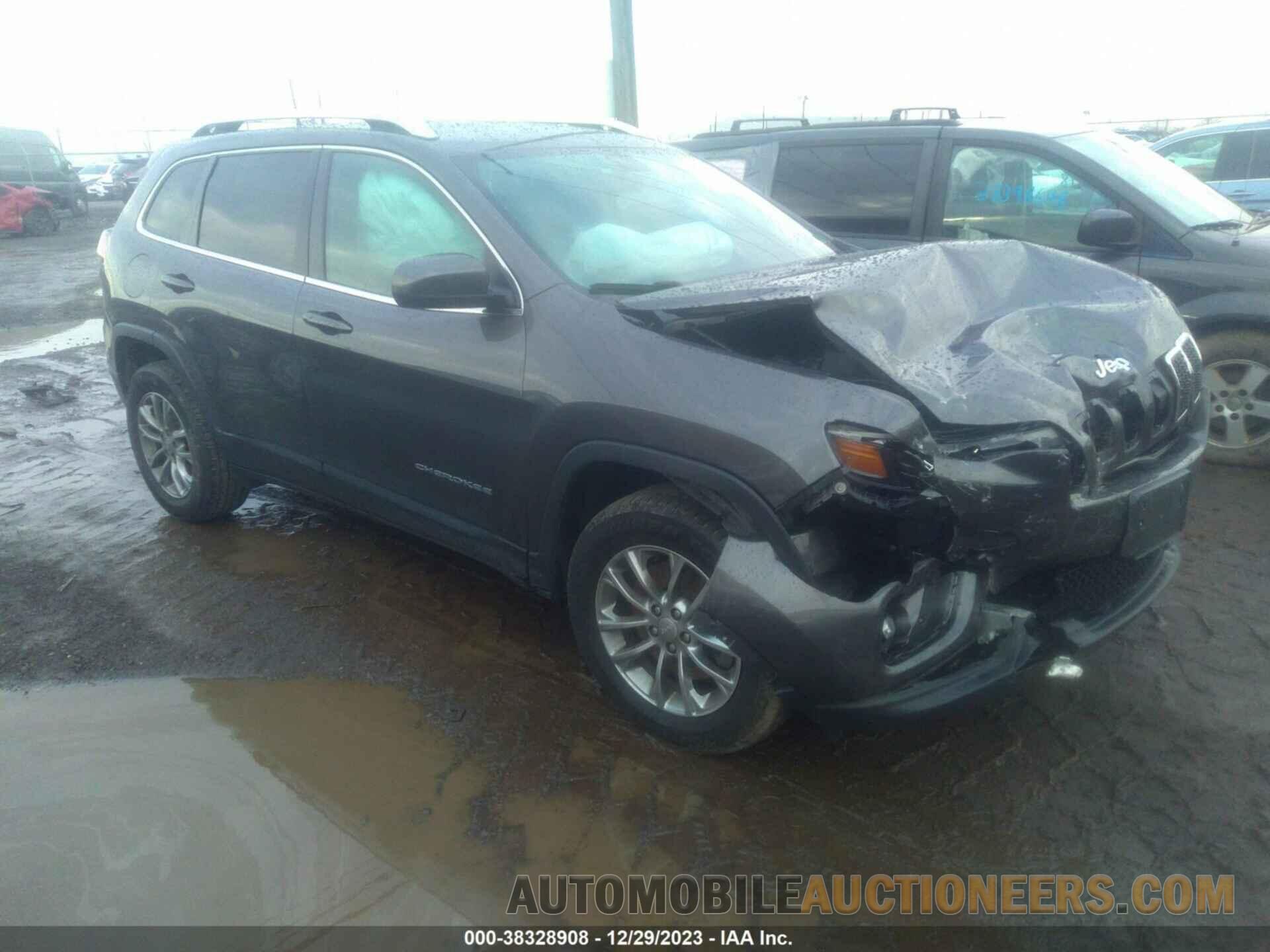 1C4PJMLB8KD231689 JEEP CHEROKEE 2019