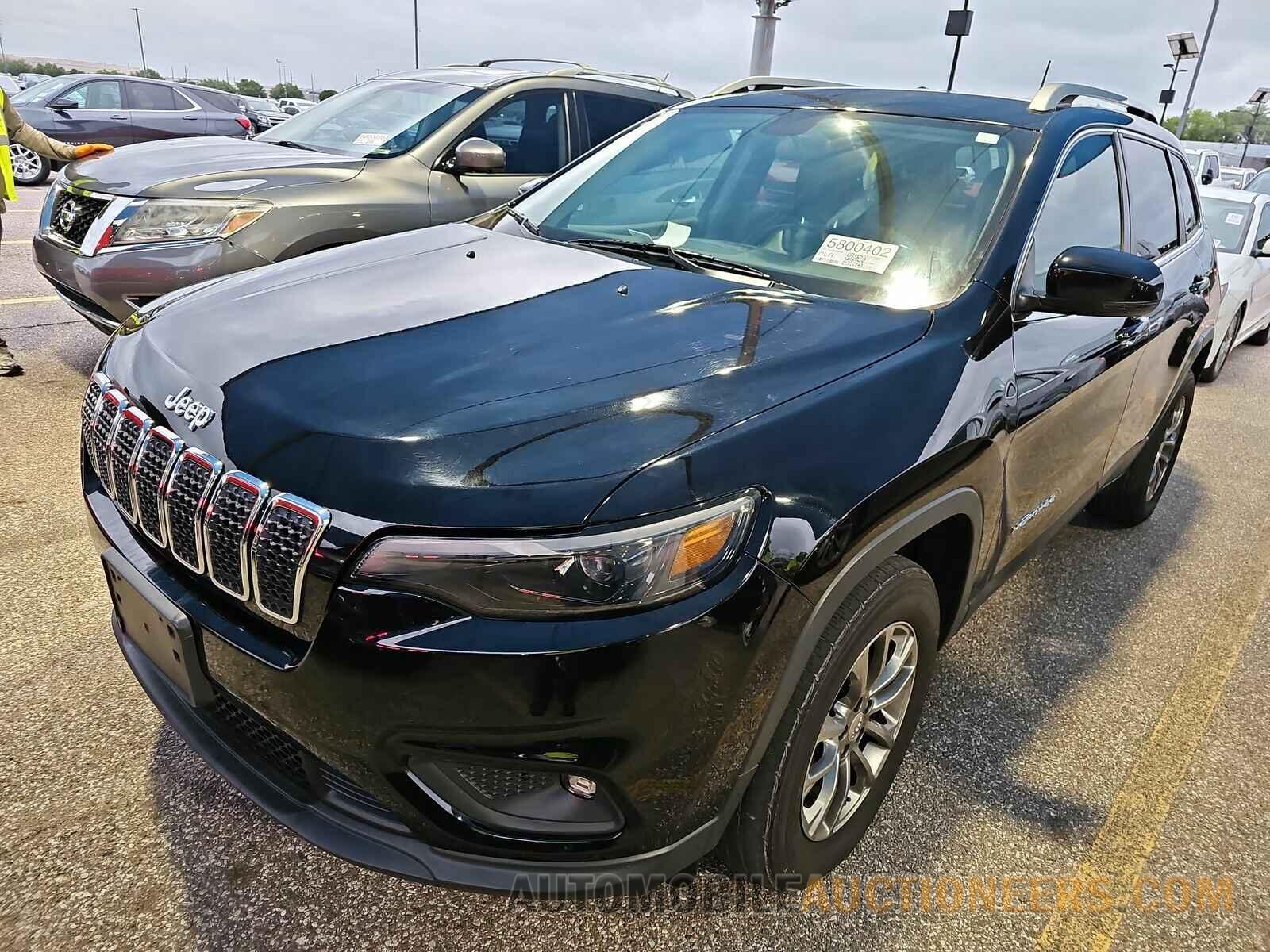 1C4PJMLB8KD393824 Jeep Cherokee 2019