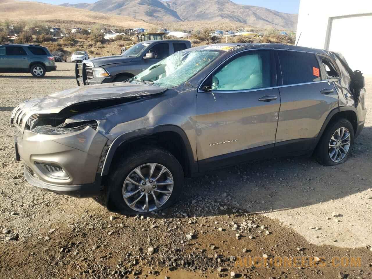 1C4PJMLX4KD211581 JEEP GRAND CHER 2019