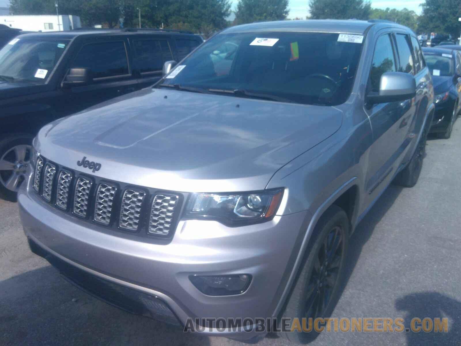 1C4RJEAG0HC956330 Jeep Grand Cherokee 2017