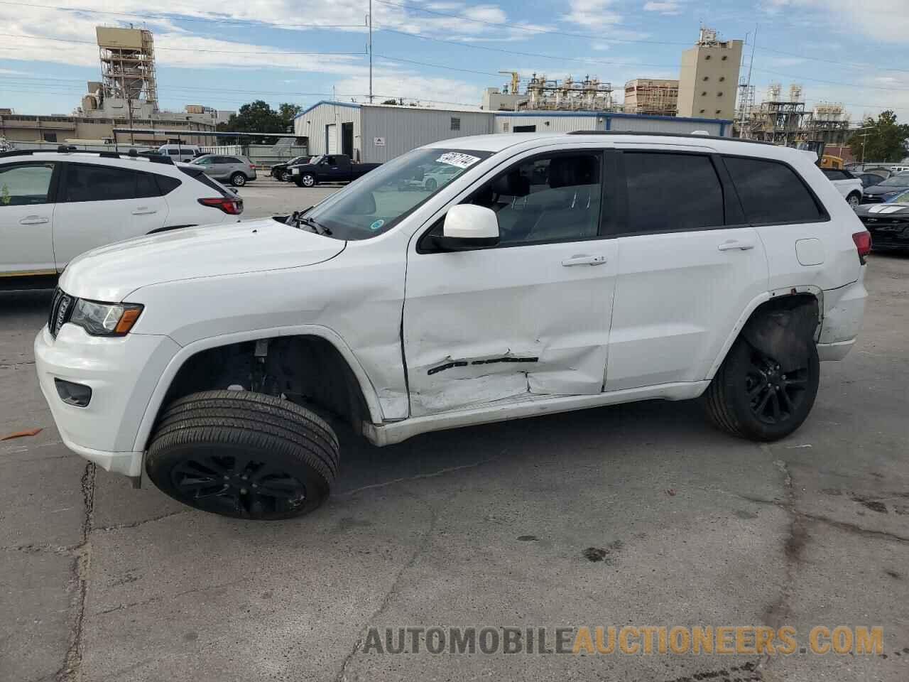 1C4RJEAG0JC430852 JEEP GRAND CHER 2018