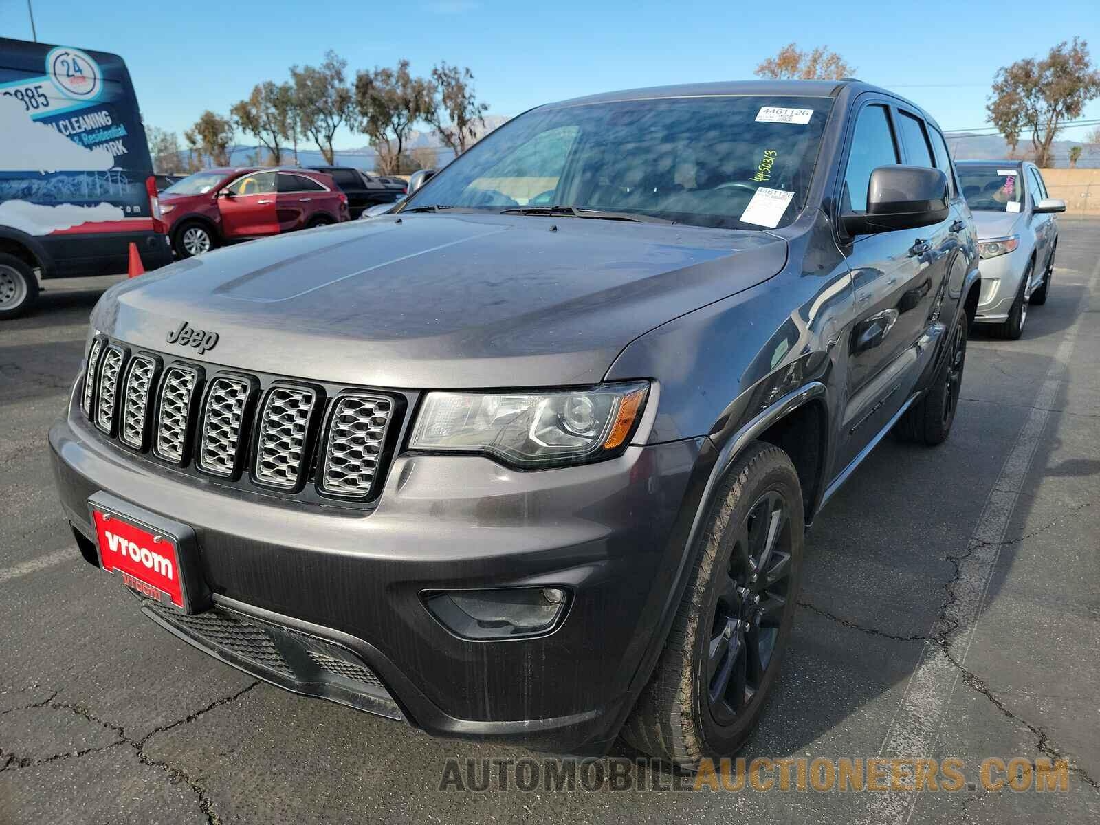 1C4RJEAG1JC141365 Jeep Grand Cherokee 2018