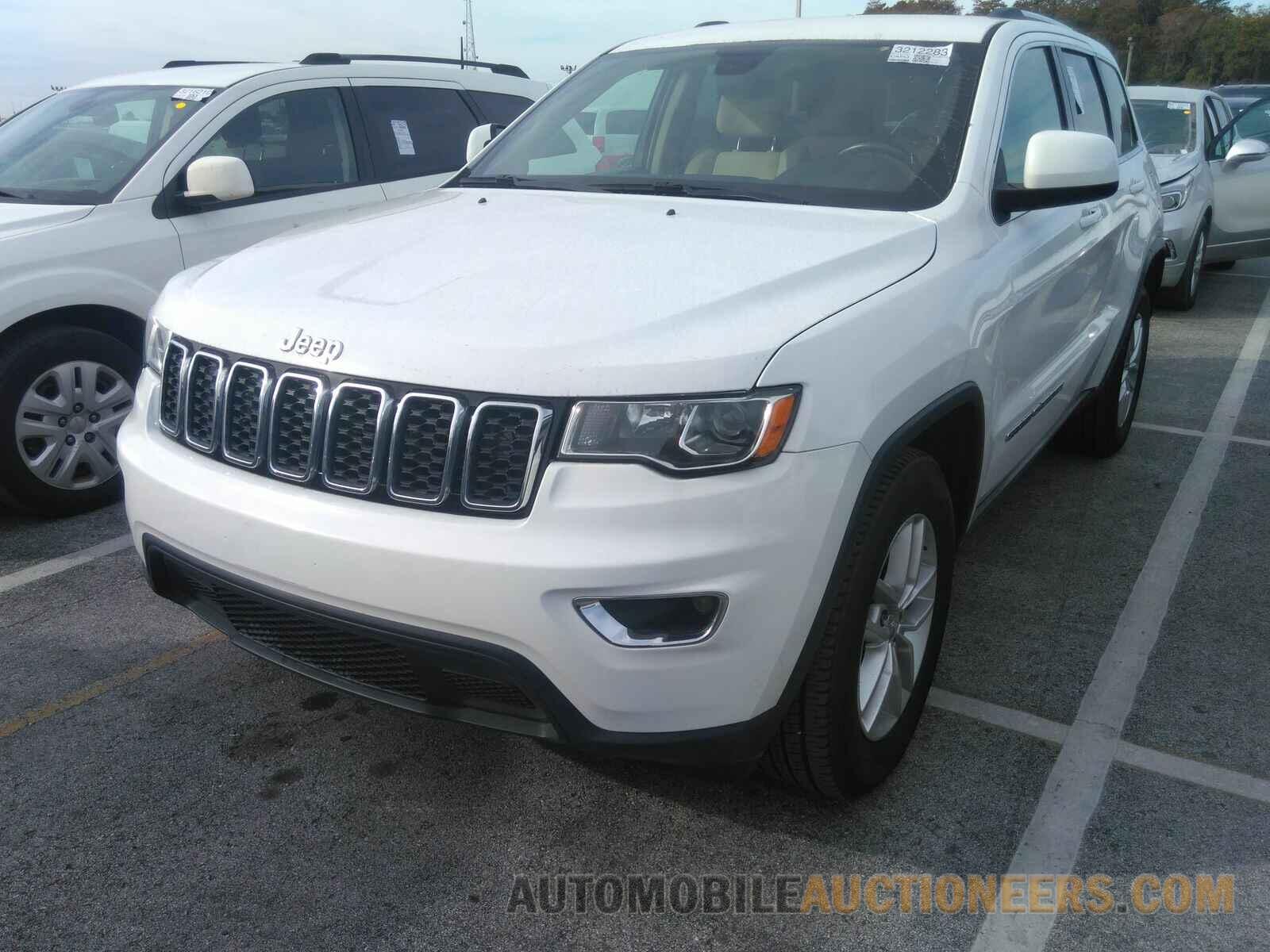 1C4RJEAG2JC311765 Jeep Grand Cherokee 2018