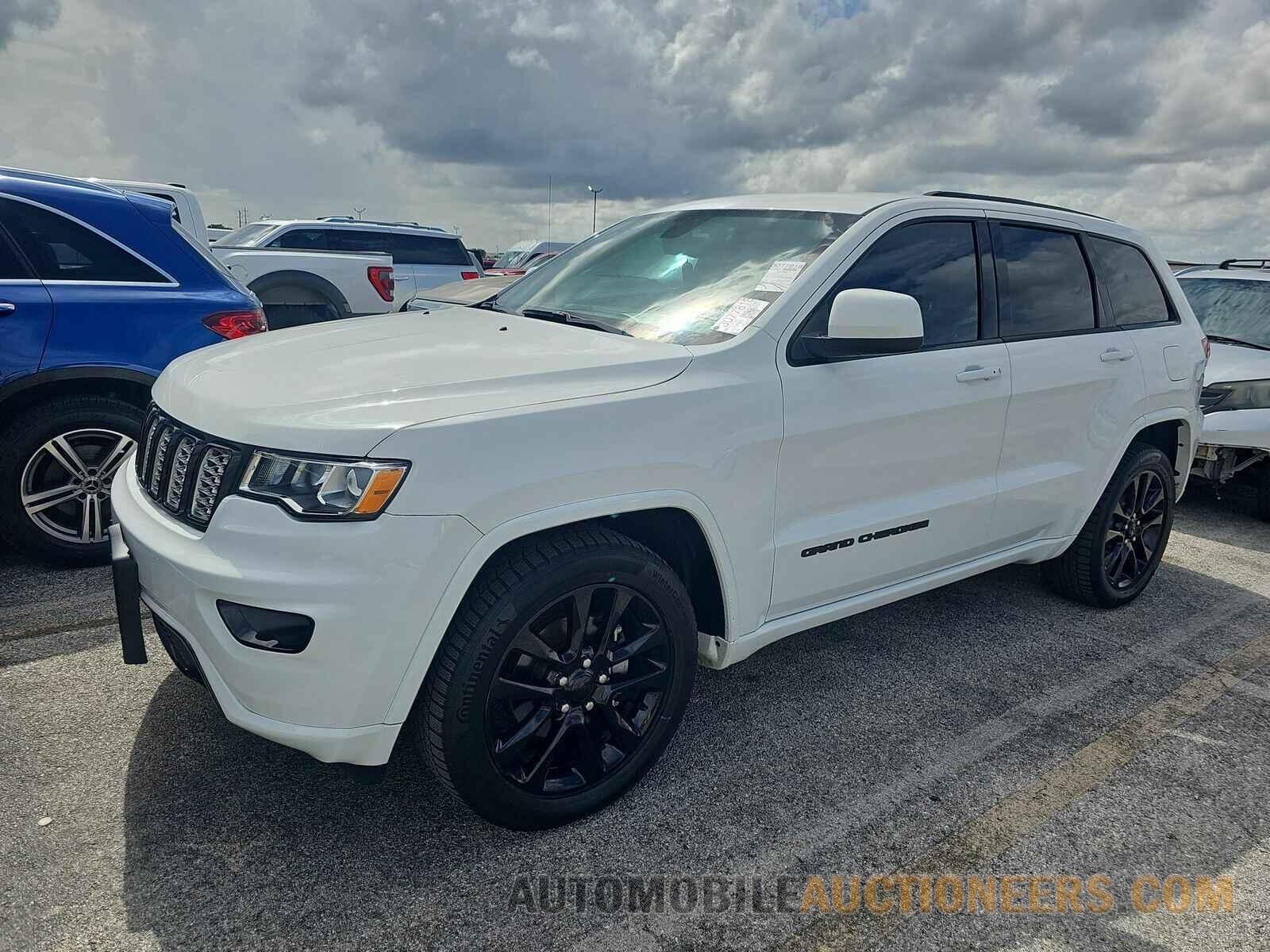 1C4RJEAG3JC252936 Jeep Grand Cherokee 2018