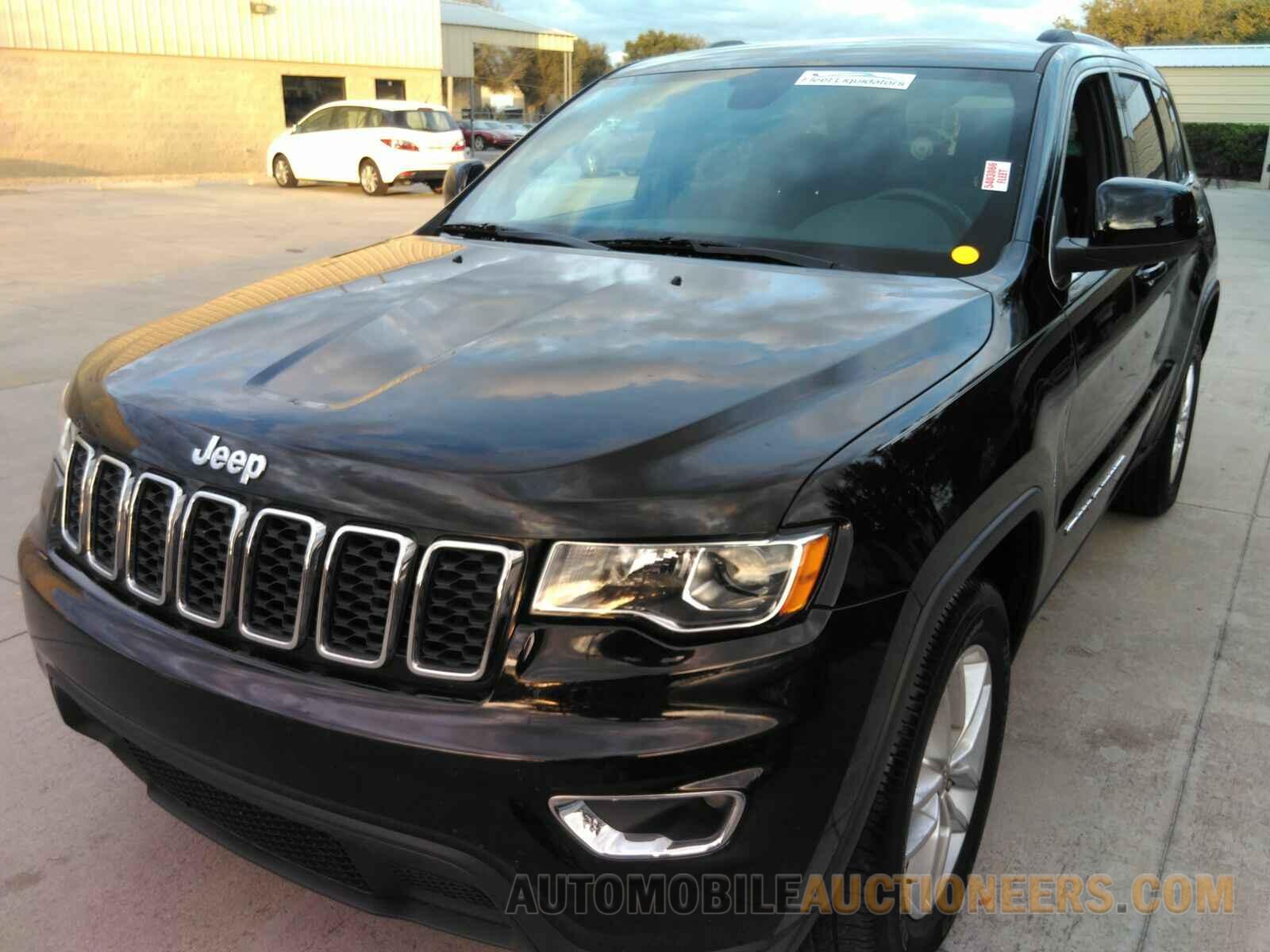 1C4RJEAG4HC740058 Jeep Grand Cherokee 2017