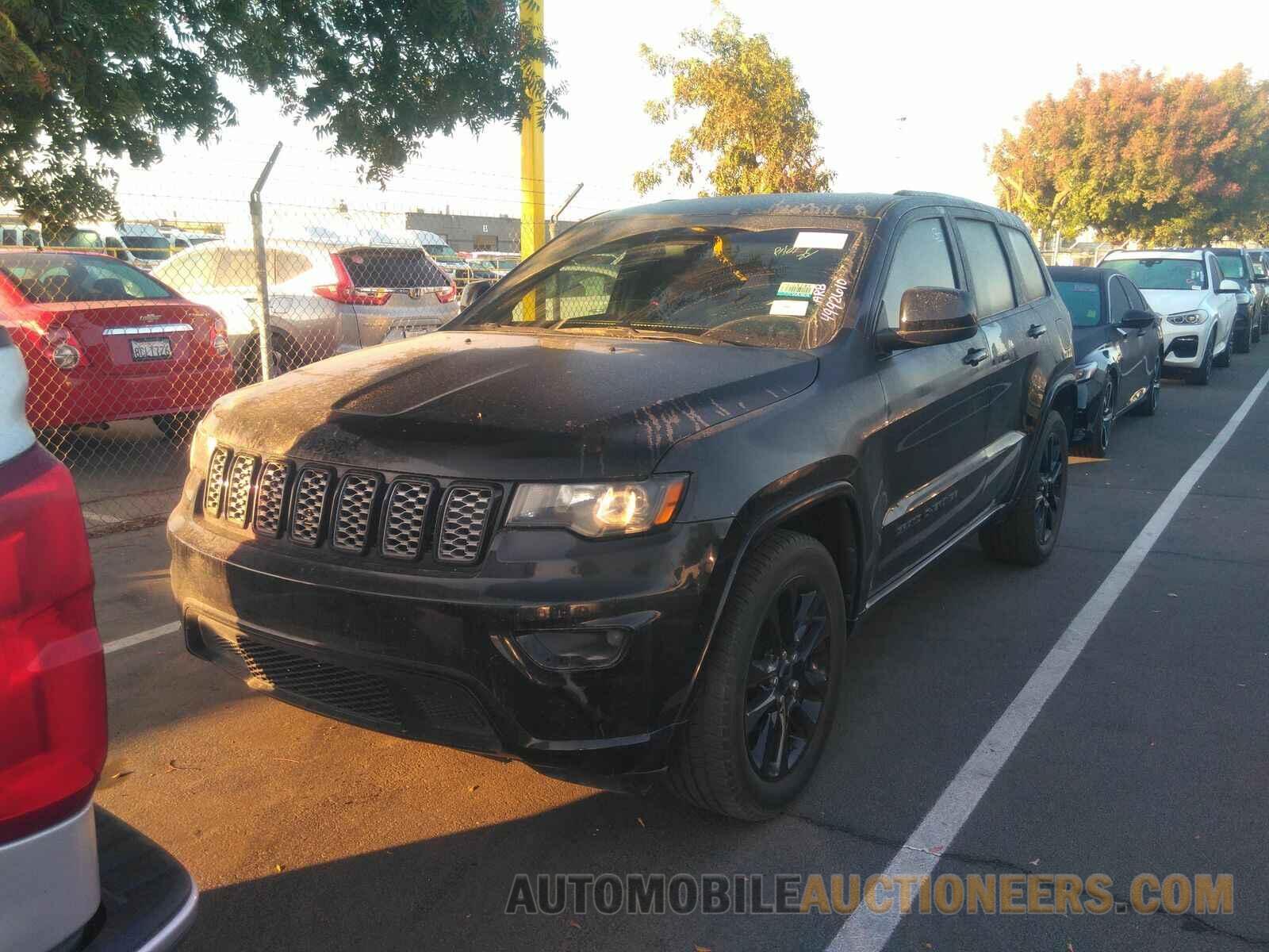 1C4RJEAG5JC431057 Jeep Grand Cherokee 2018