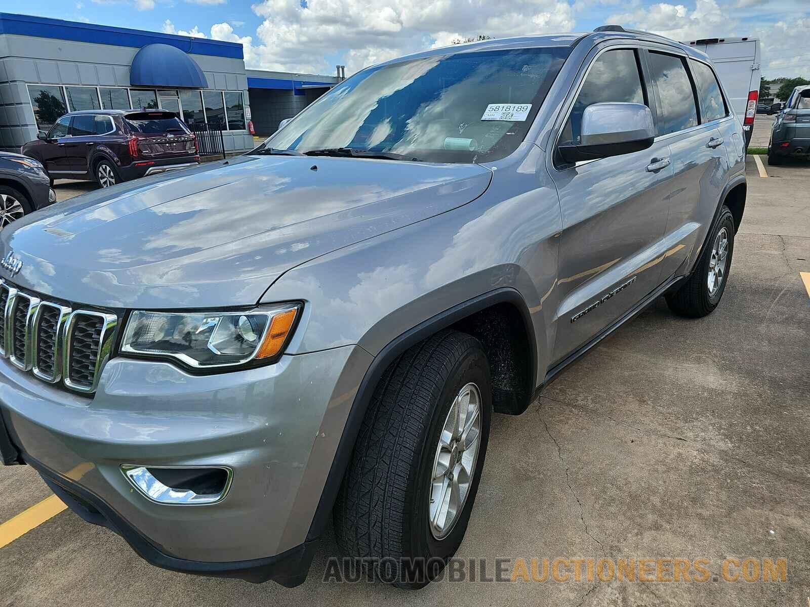 1C4RJEAG7JC130869 Jeep Grand Cherokee 2018