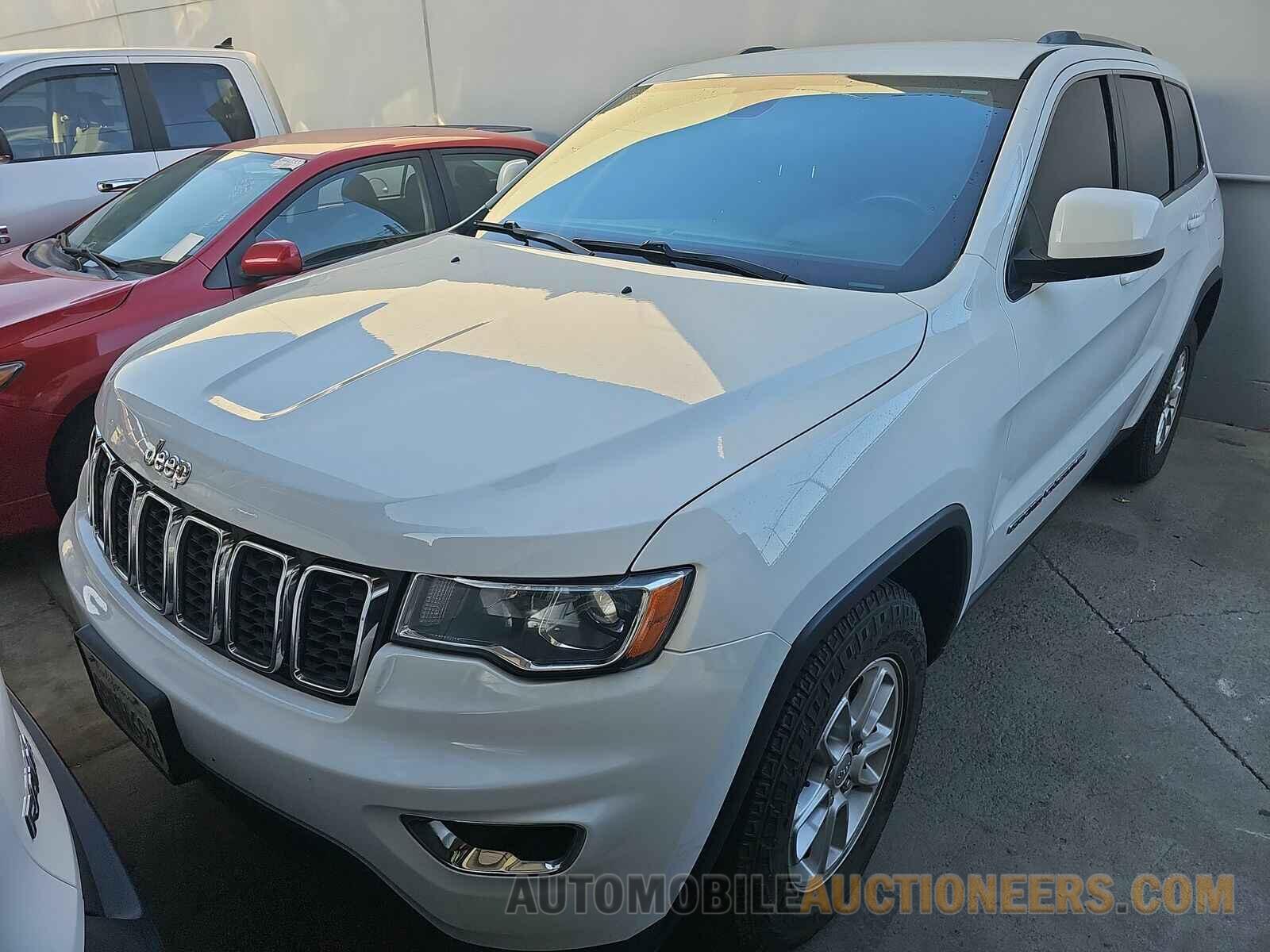 1C4RJEAG9JC173707 Jeep Grand Cherokee 2018