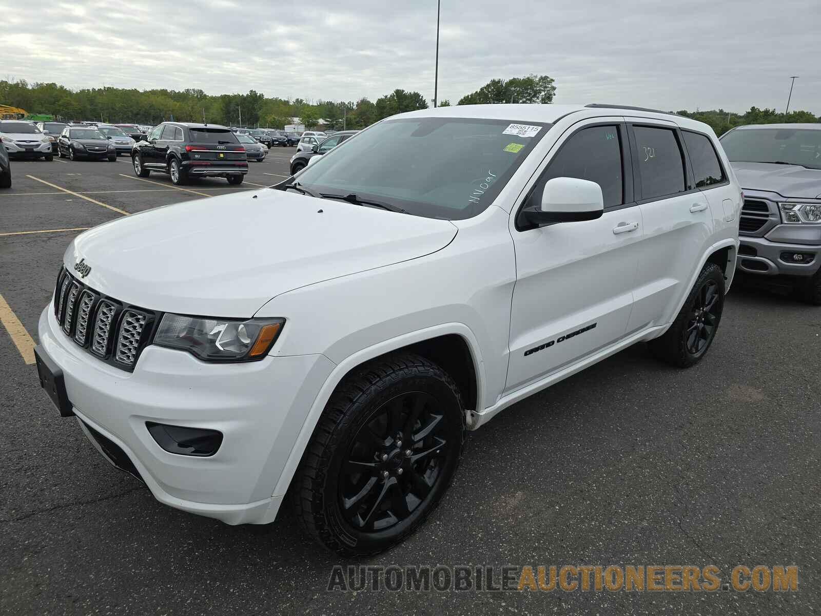 1C4RJEAGXHC826927 Jeep Grand Cherokee 2017