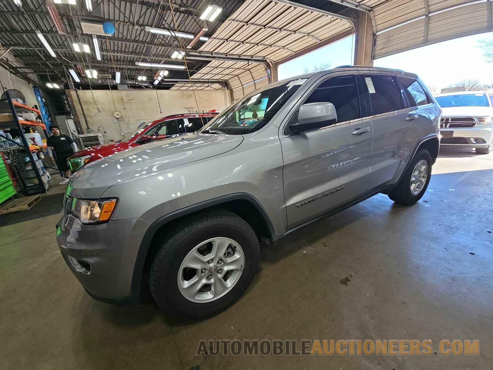 1C4RJEAGXHC856106 Jeep Grand Cherokee 2017