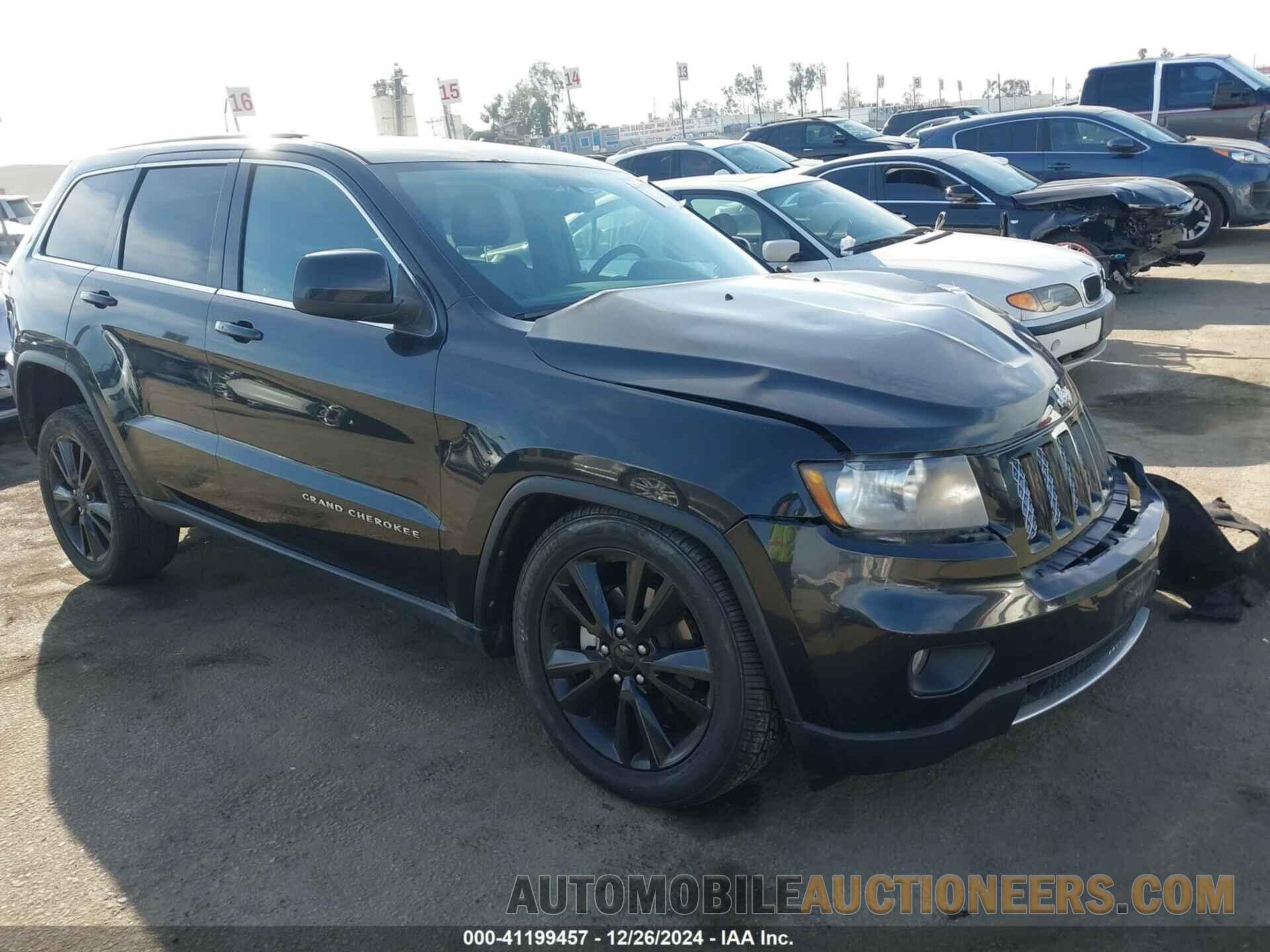 1C4RJEAT3CC330230 JEEP GRAND CHEROKEE 2012