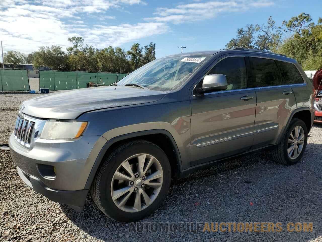 1C4RJEAT7DC517584 JEEP GRAND CHER 2013