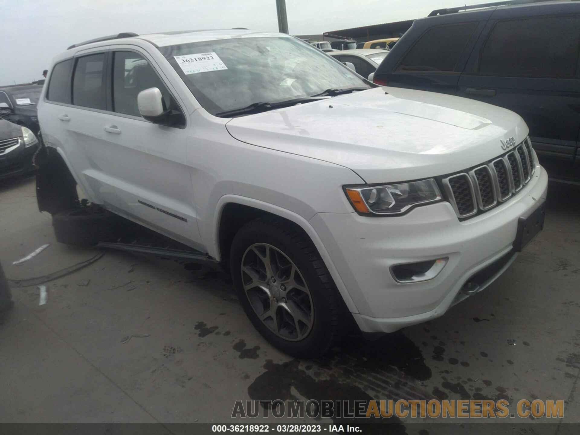 1C4RJEBG4JC125417 JEEP GRAND CHEROKEE 2018