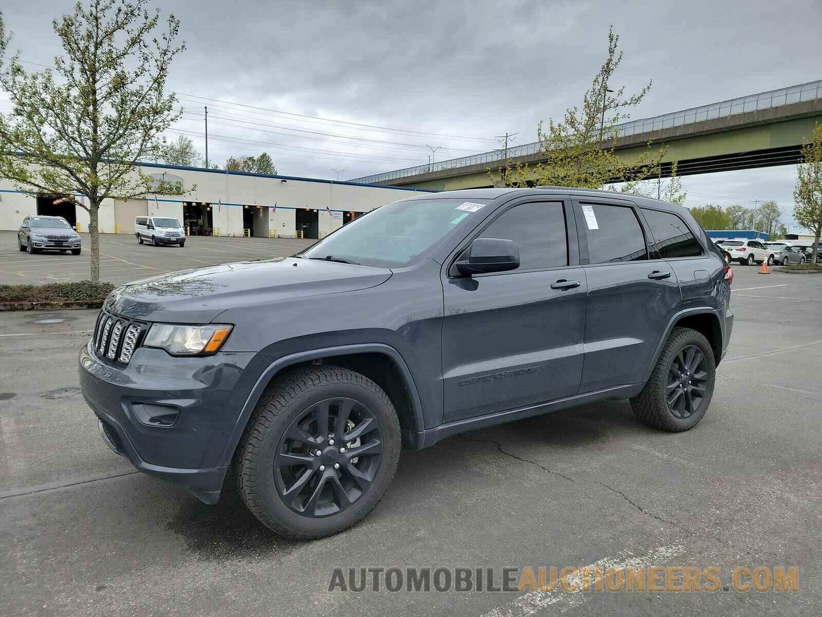 1C4RJFAG8HC886243 Jeep Grand Cherokee 2017