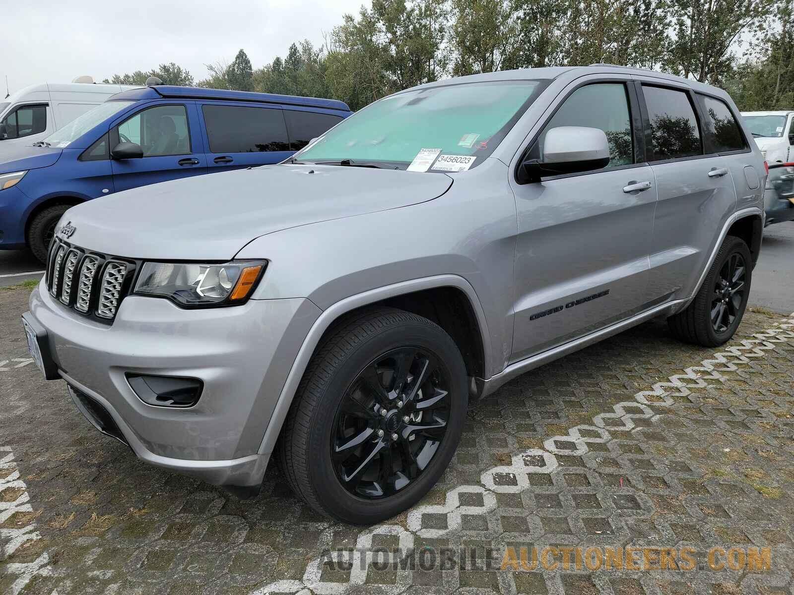 1C4RJFAG8JC377260 Jeep Grand Cherokee 2018