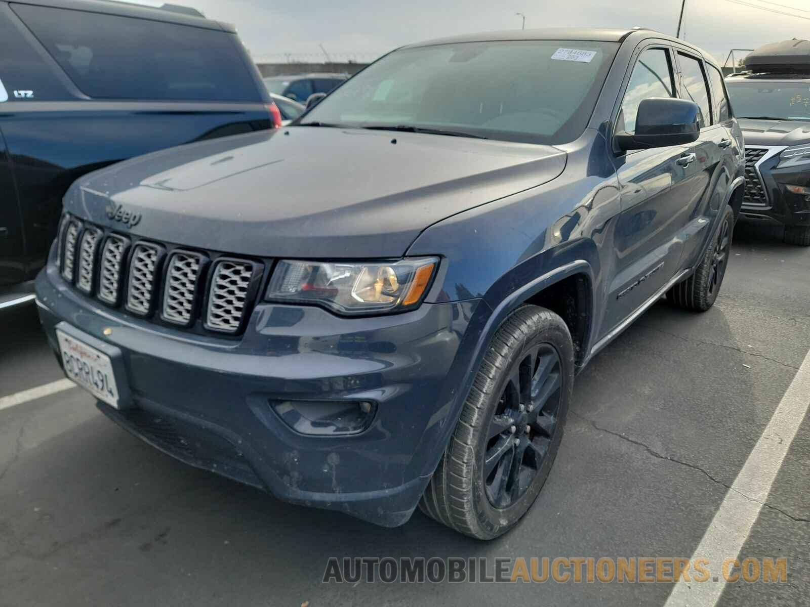 1C4RJFAG9JC213998 Jeep Grand Cherokee 2018