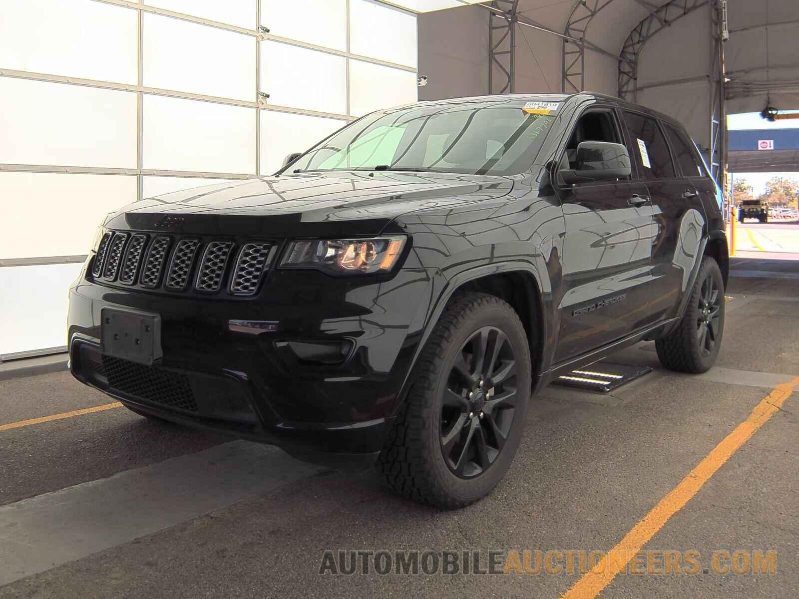 1C4RJFAG9JC390986 Jeep Grand Cherokee 2018