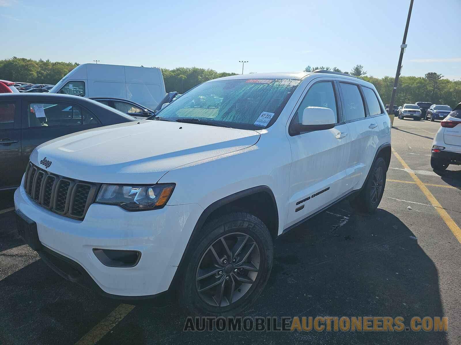 1C4RJFAGXHC699697 Jeep Grand Cherokee 2017