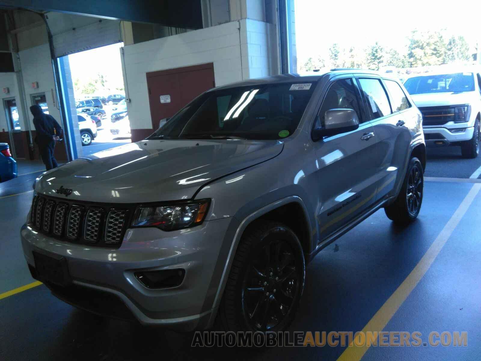 1C4RJFAGXJC388082 Jeep Grand Cherokee 2018