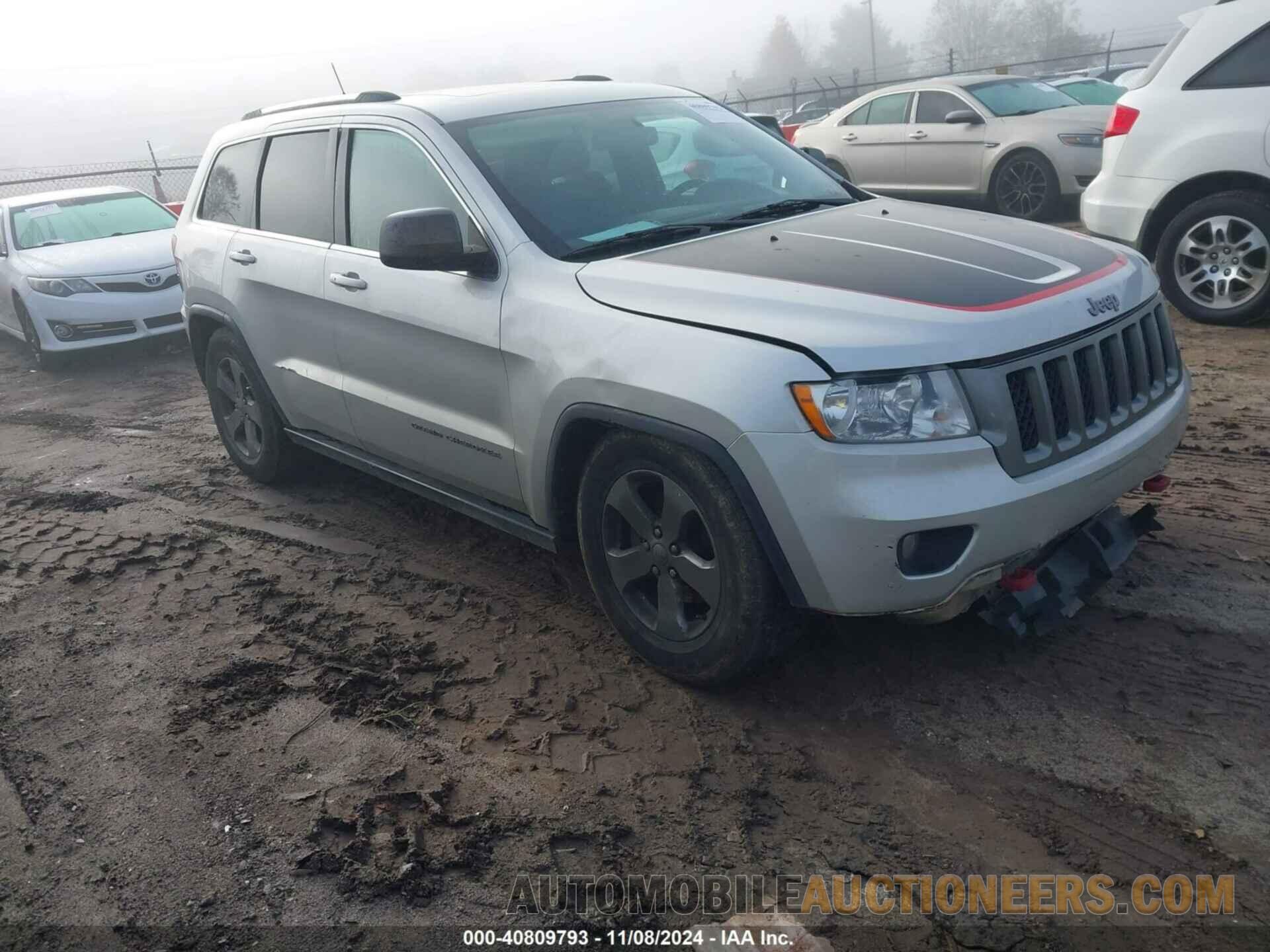 1C4RJFAT6DC589849 JEEP GRAND CHEROKEE 2013