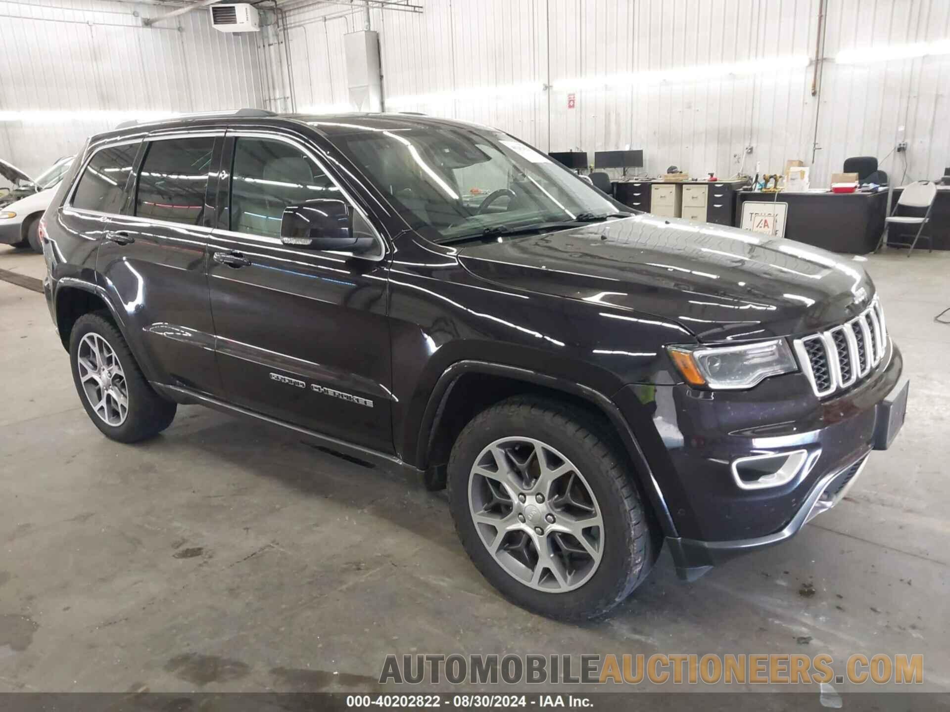 1C4RJFBG1JC365675 JEEP GRAND CHEROKEE 2018