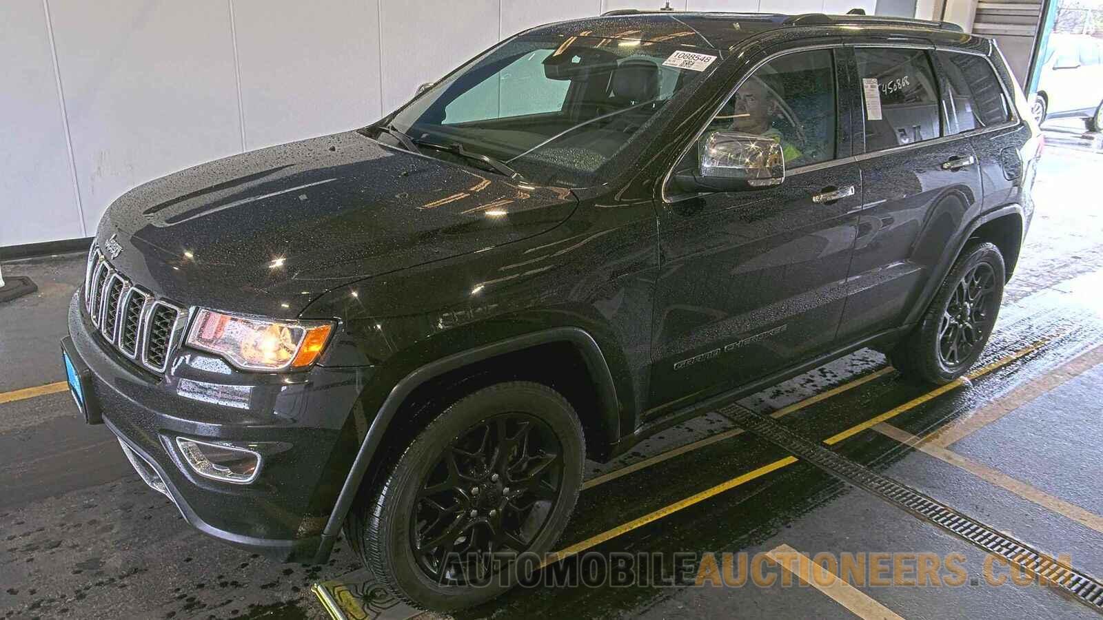 1C4RJFBG2JC405651 Jeep Grand Cherokee 2018