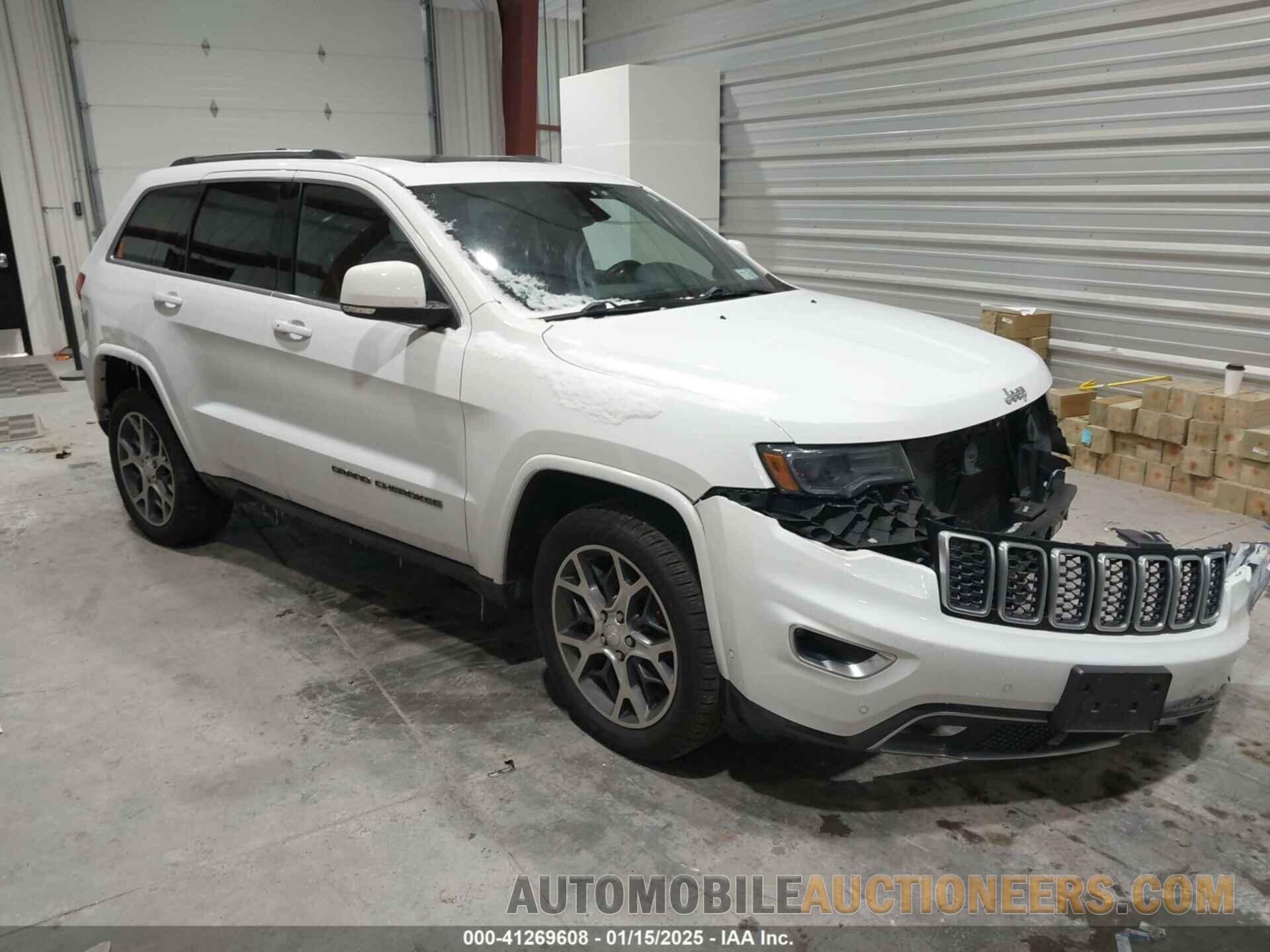 1C4RJFBG4JC320942 JEEP GRAND CHEROKEE 2018