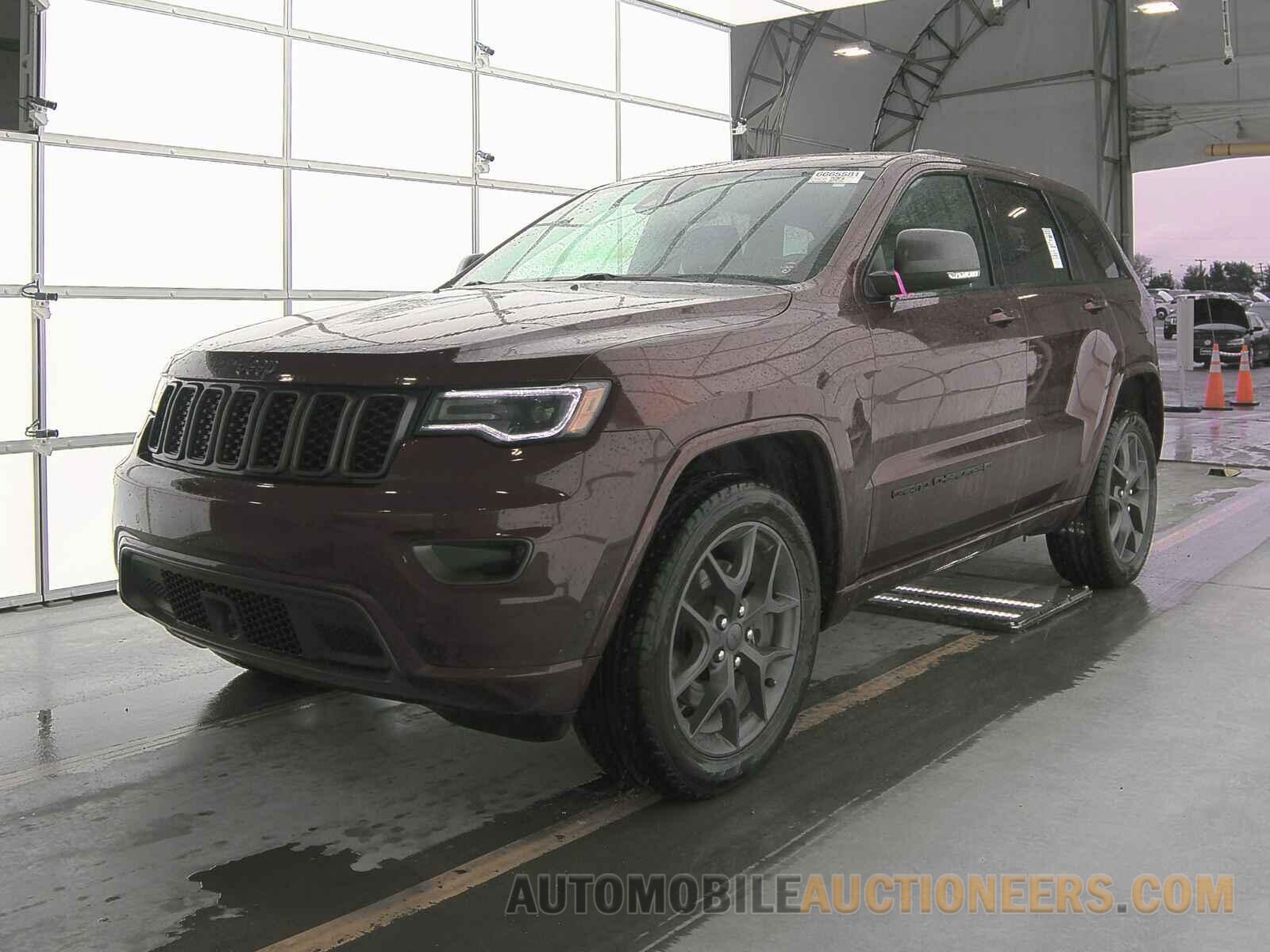 1C4RJFBG4MC584621 Jeep Grand Cherokee 2021