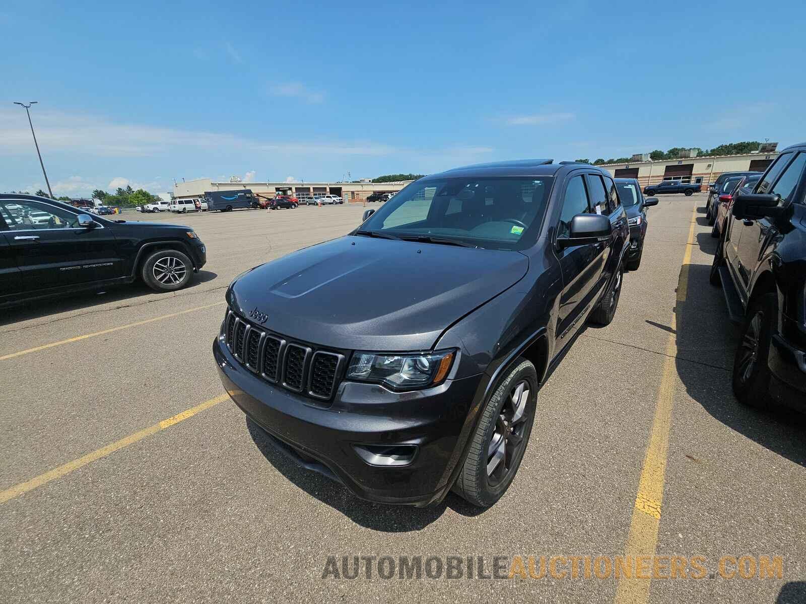 1C4RJFBG7MC775692 Jeep Grand Cherokee 2021