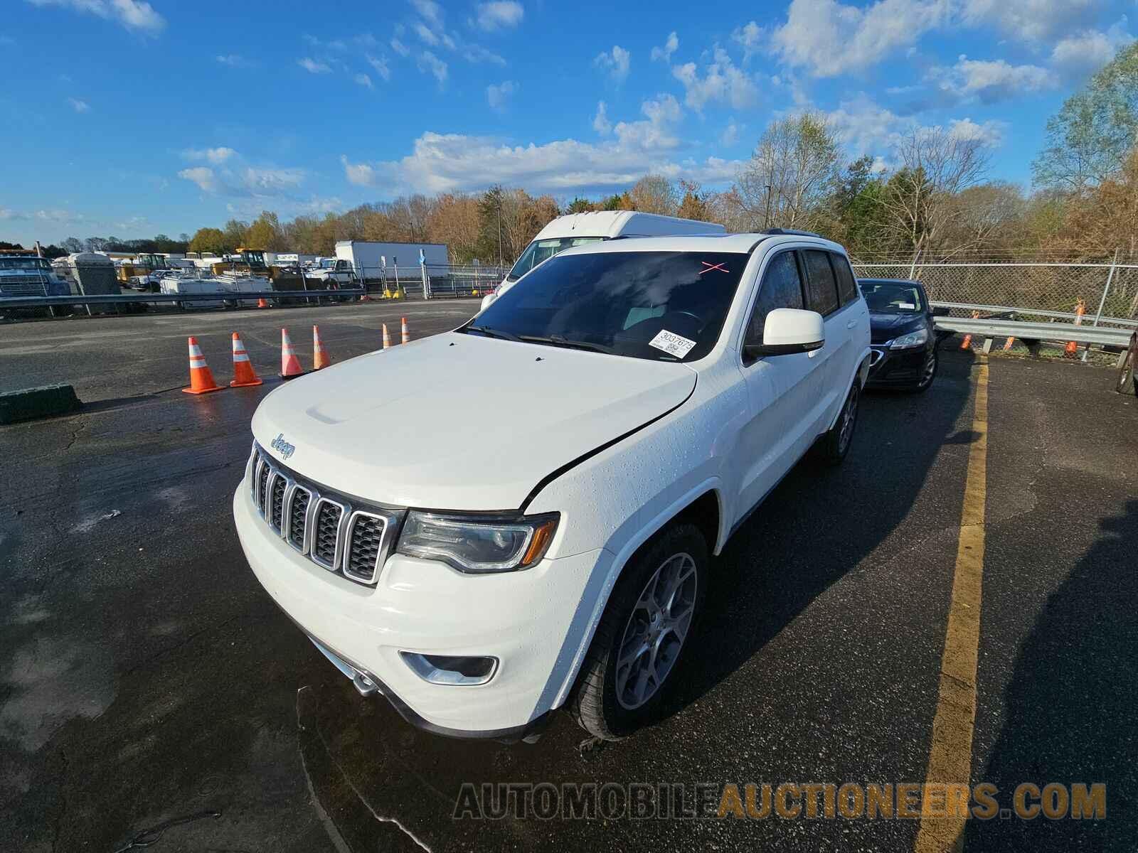 1C4RJFBG9JC234557 Jeep Grand Cherokee 2018