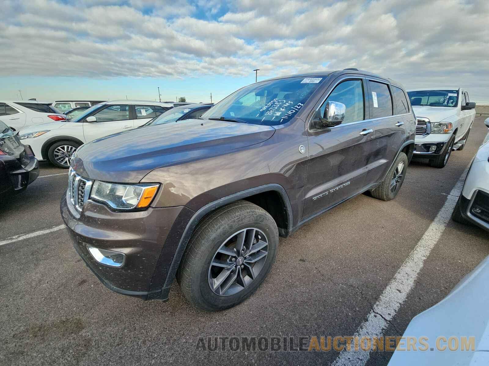 1C4RJFBGXHC863383 Jeep Grand Cherokee 2017