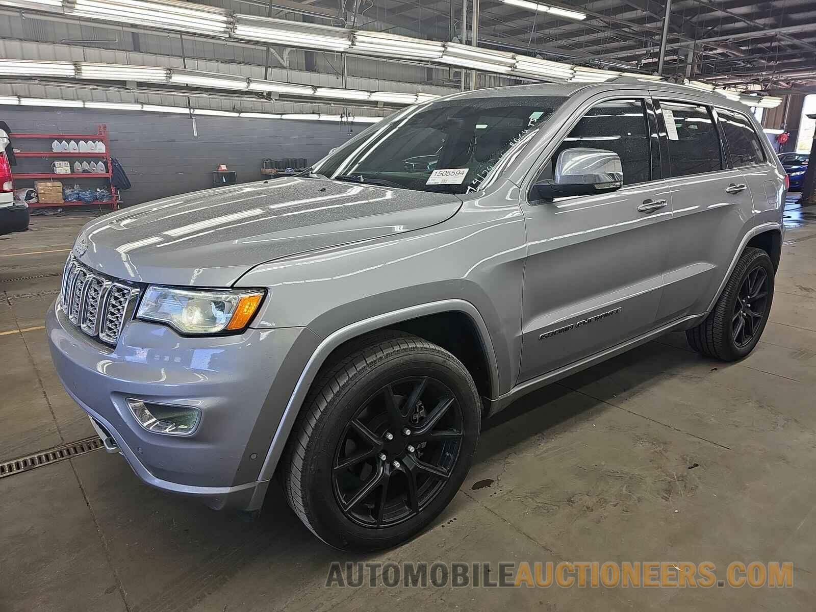 1C4RJFCG1HC607955 Jeep Grand Cherokee 2017