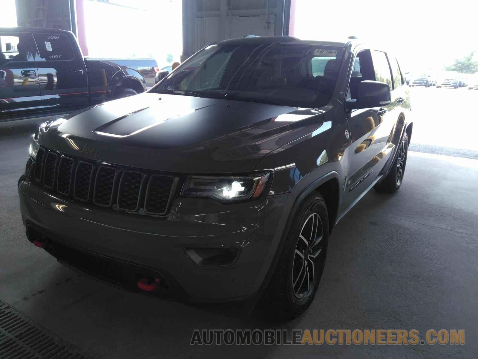 1C4RJFLG0LC416097 Jeep Grand Cherokee 2020