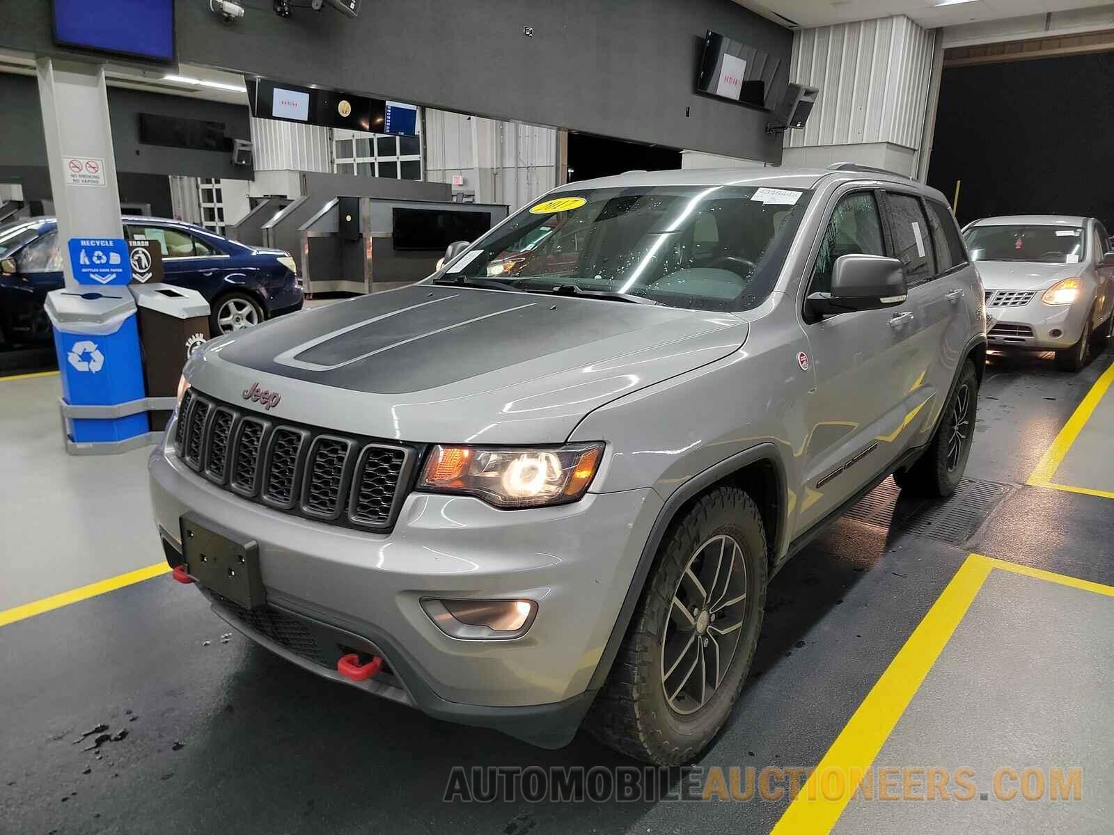 1C4RJFLG1HC899753 Jeep Grand Cherokee 2017