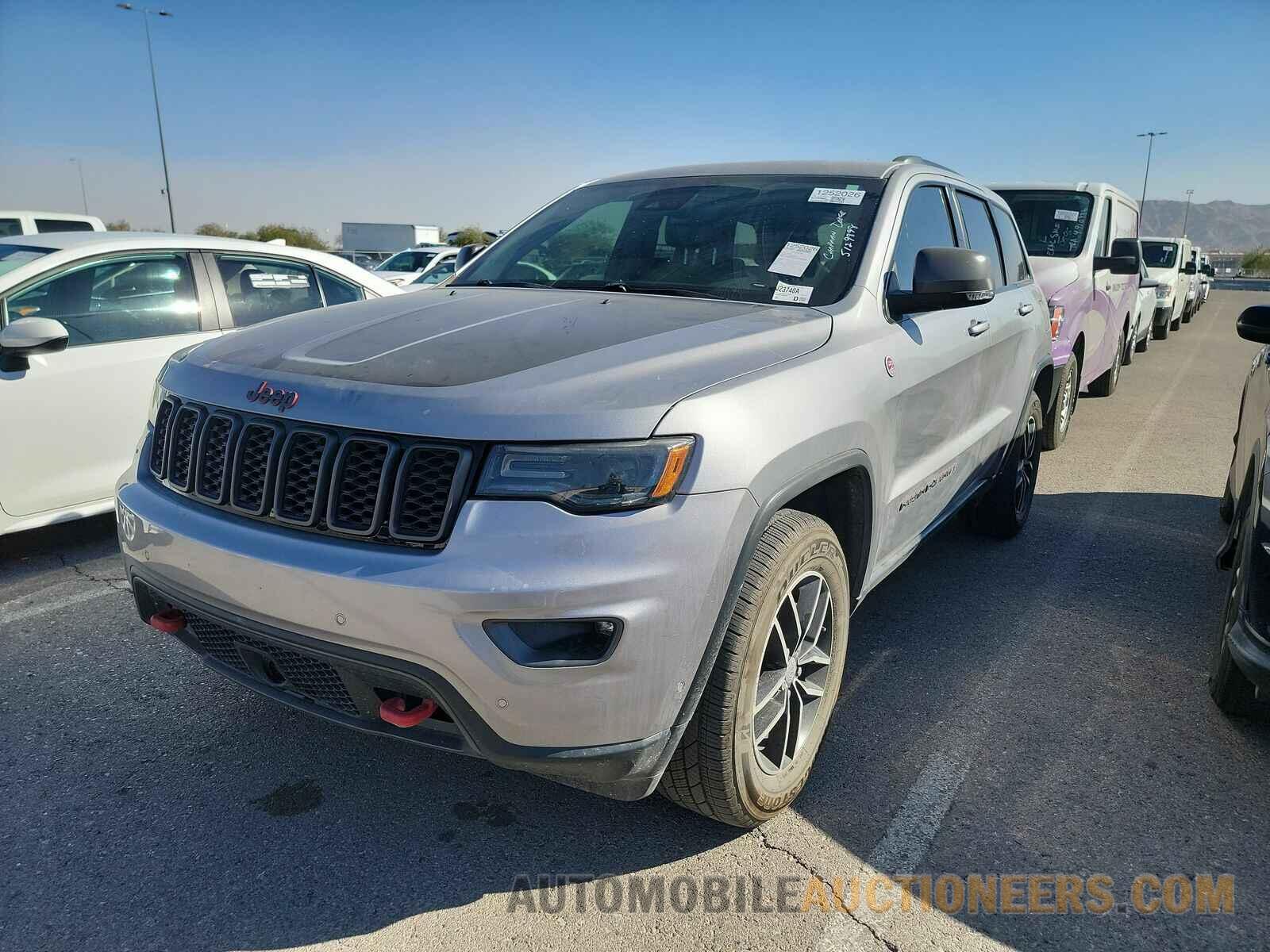 1C4RJFLG1JC352200 Jeep Grand Cherokee 2018