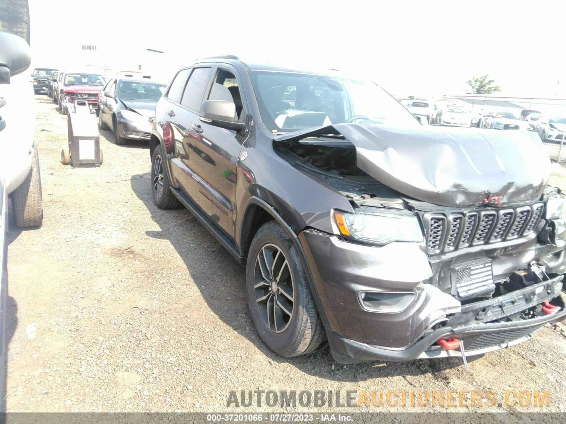 1C4RJFLG1JC361186 JEEP GRAND CHEROKEE 2018