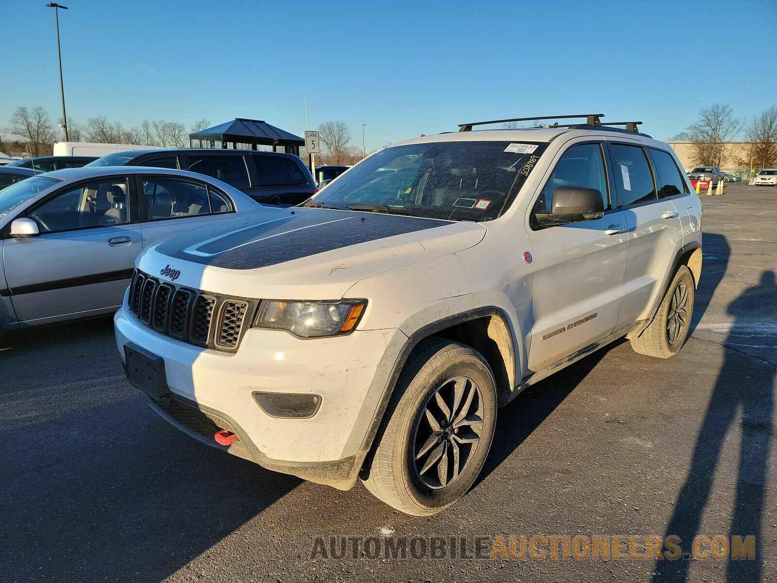 1C4RJFLG5LC135512 Jeep Grand Cherokee 2020