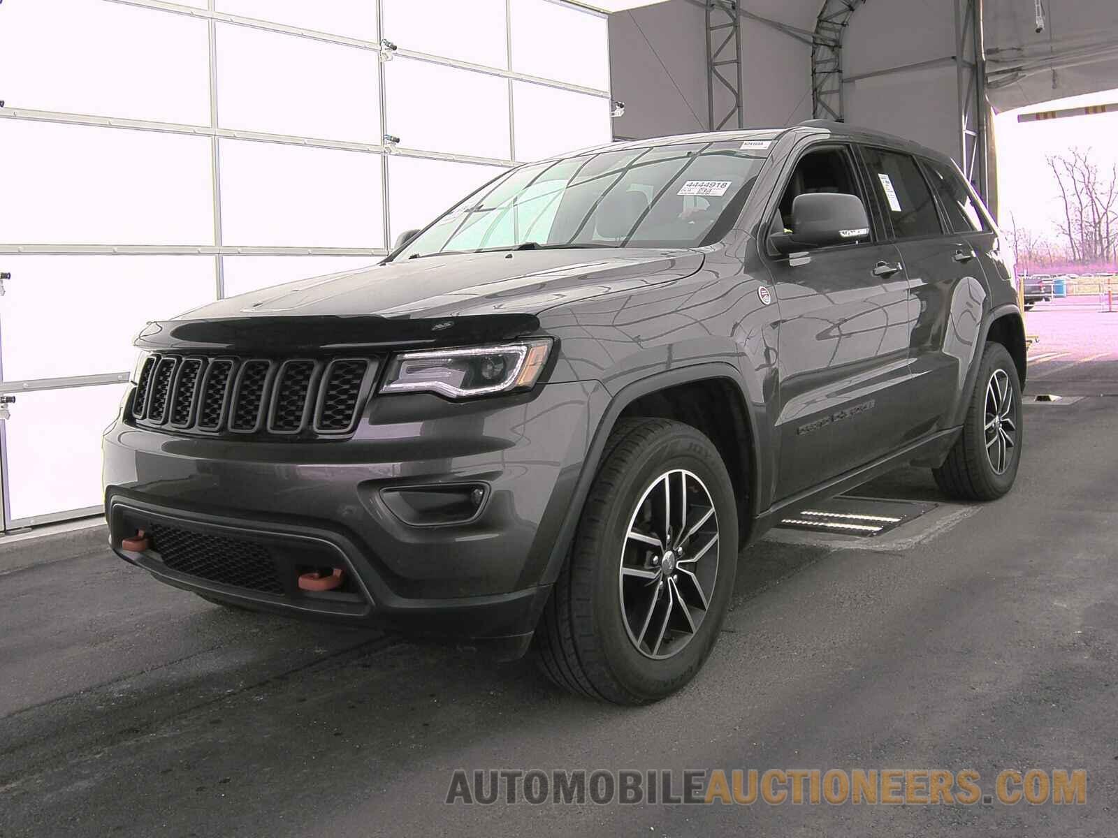 1C4RJFLG7HC932612 Jeep Grand Cherokee 2017