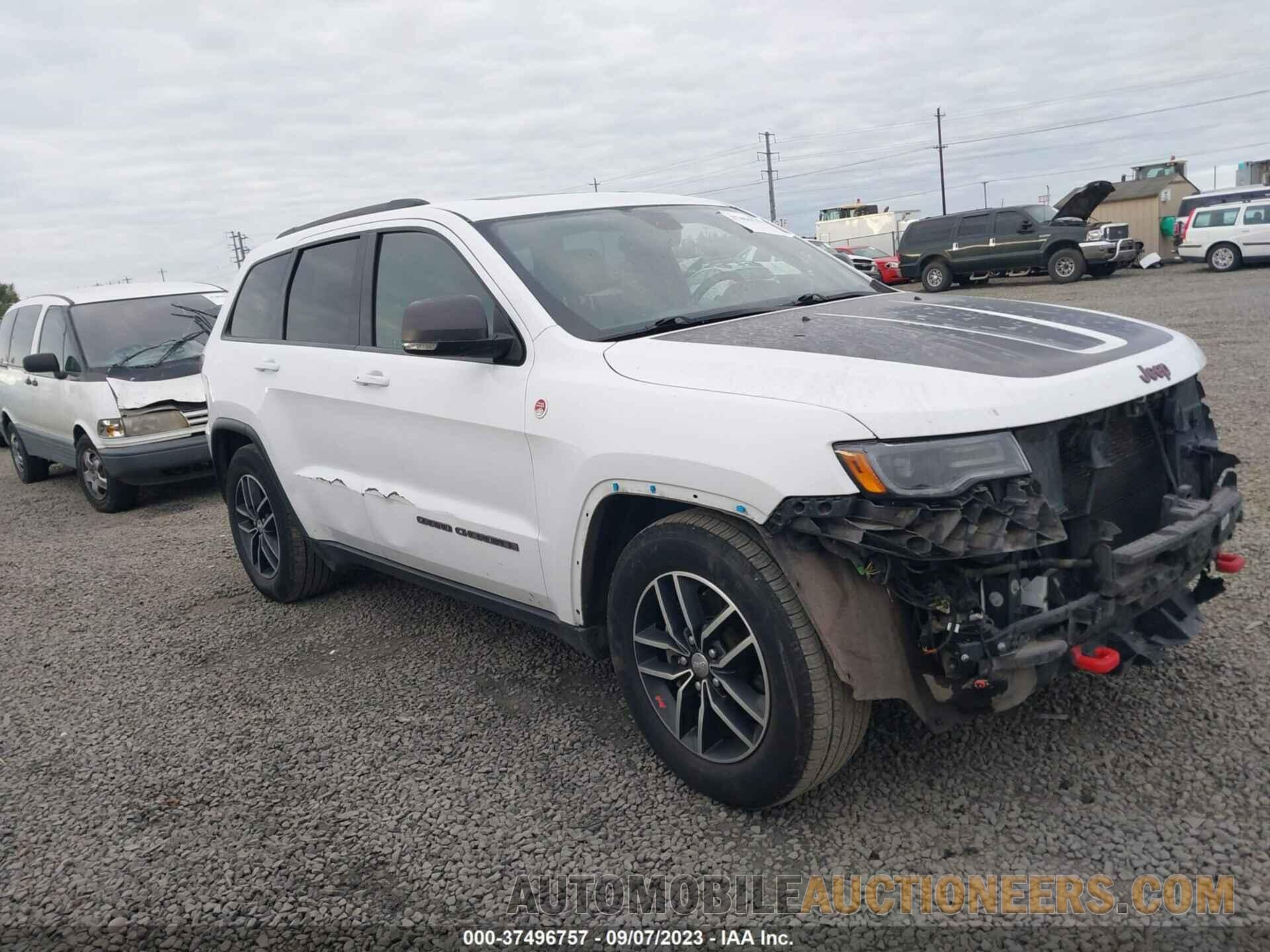 1C4RJFLG8JC190582 JEEP GRAND CHEROKEE 2018