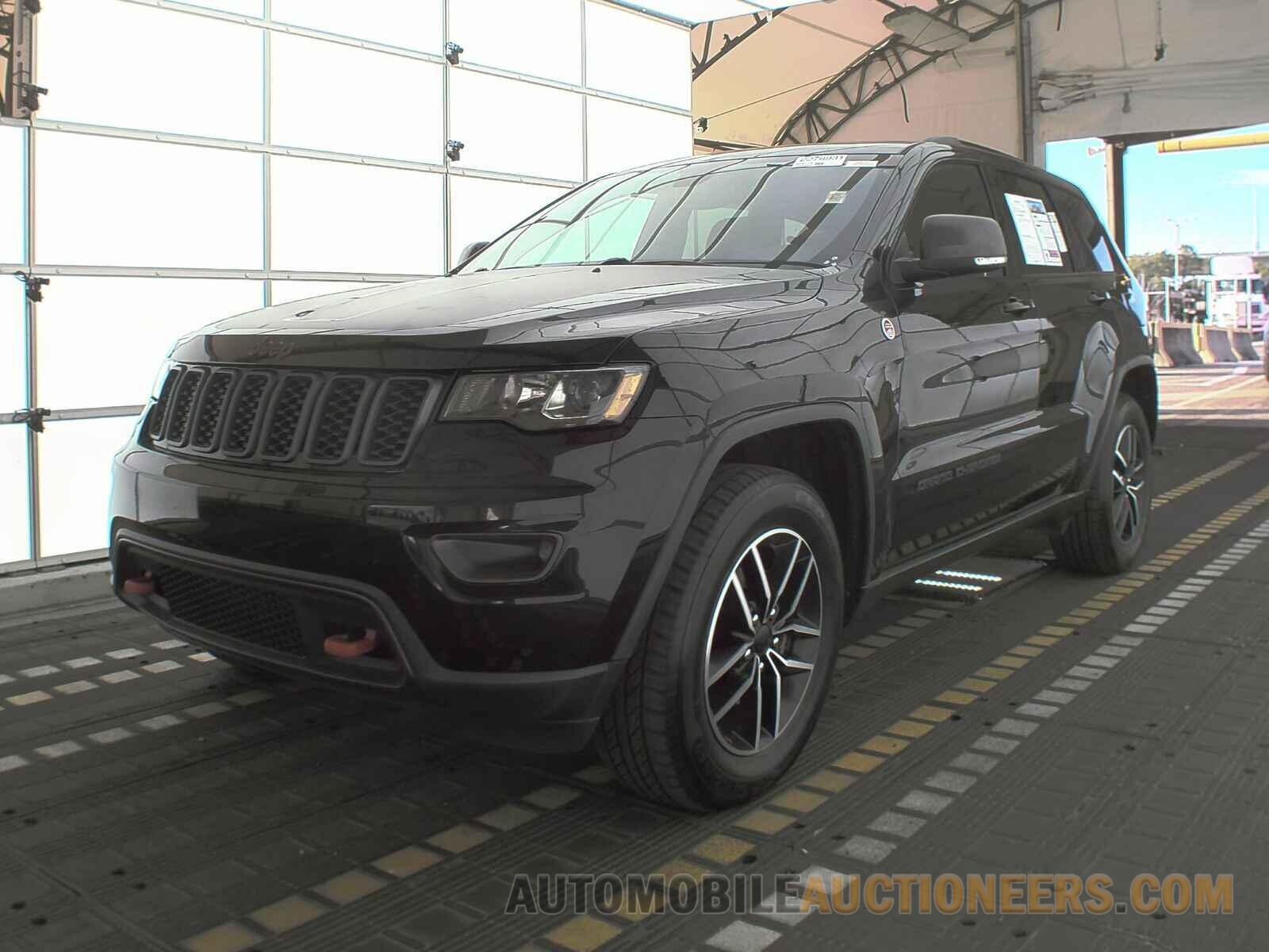 1C4RJFLG8LC288529 Jeep Grand Cherokee 2020