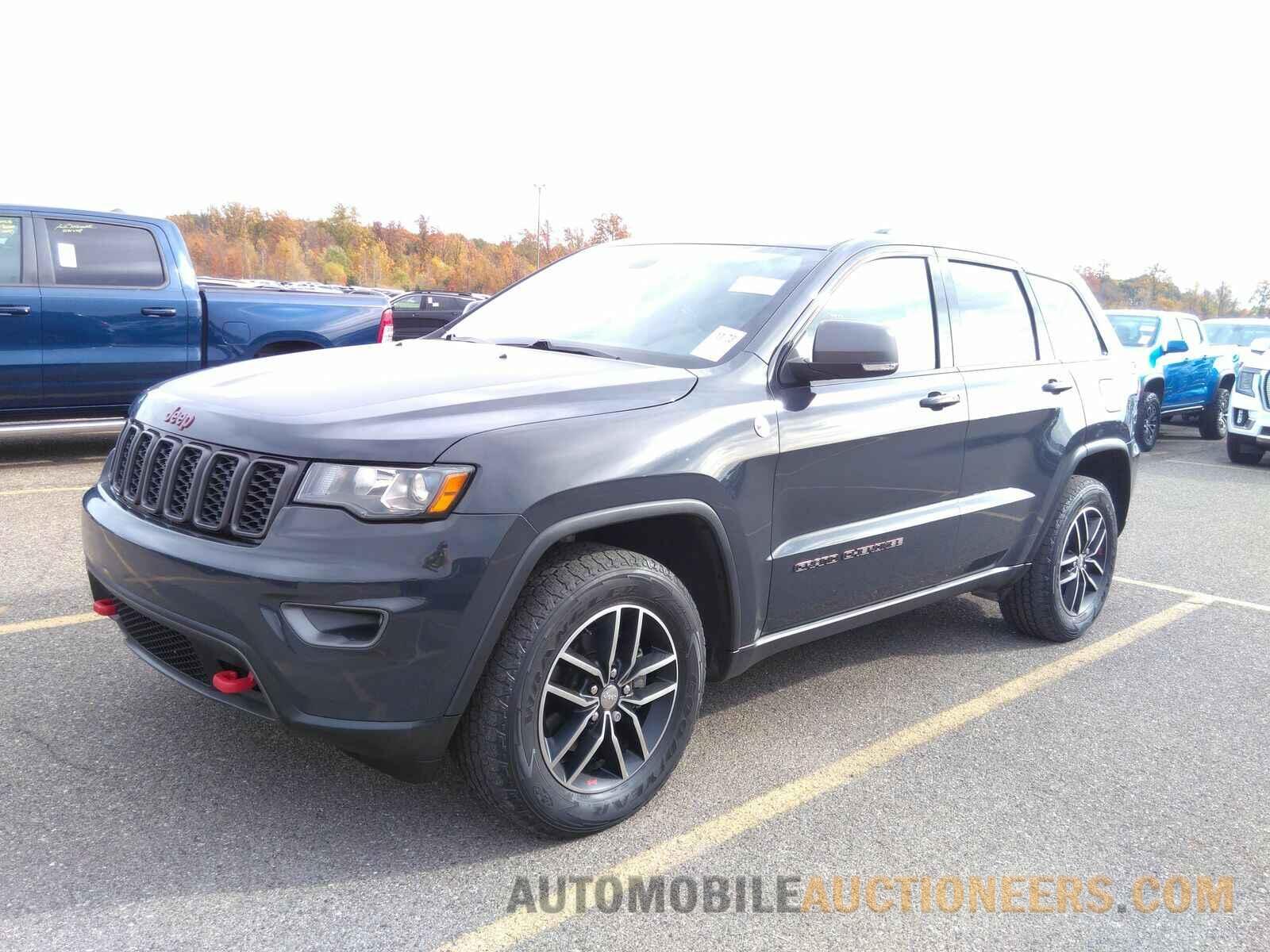 1C4RJFLG9JC250689 Jeep Grand Cherokee 2018