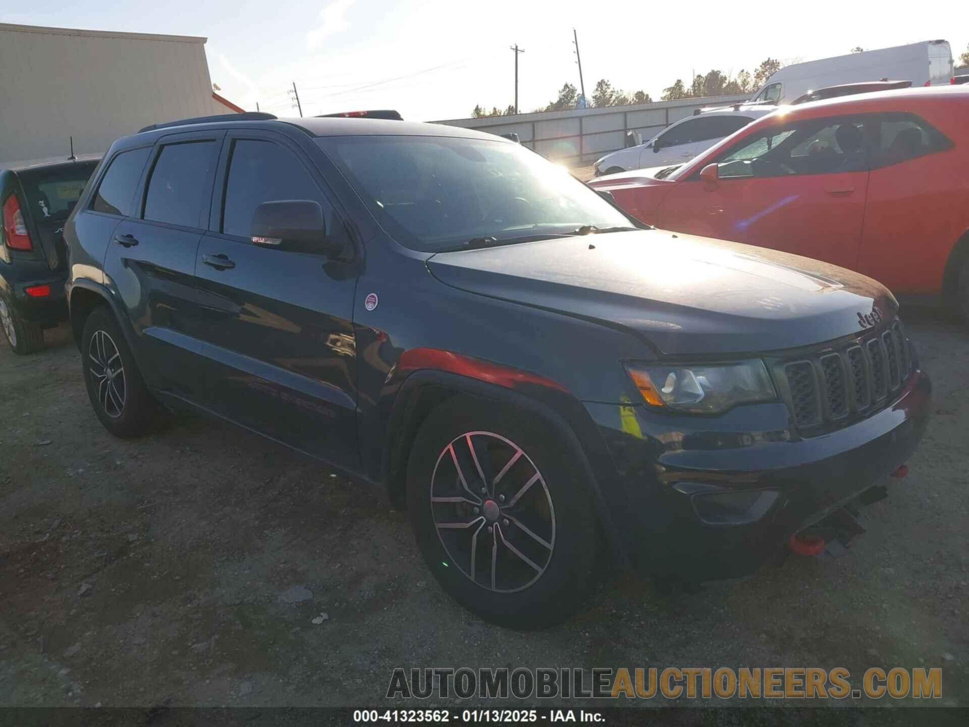 1C4RJFLT3JC343690 JEEP GRAND CHEROKEE 2018