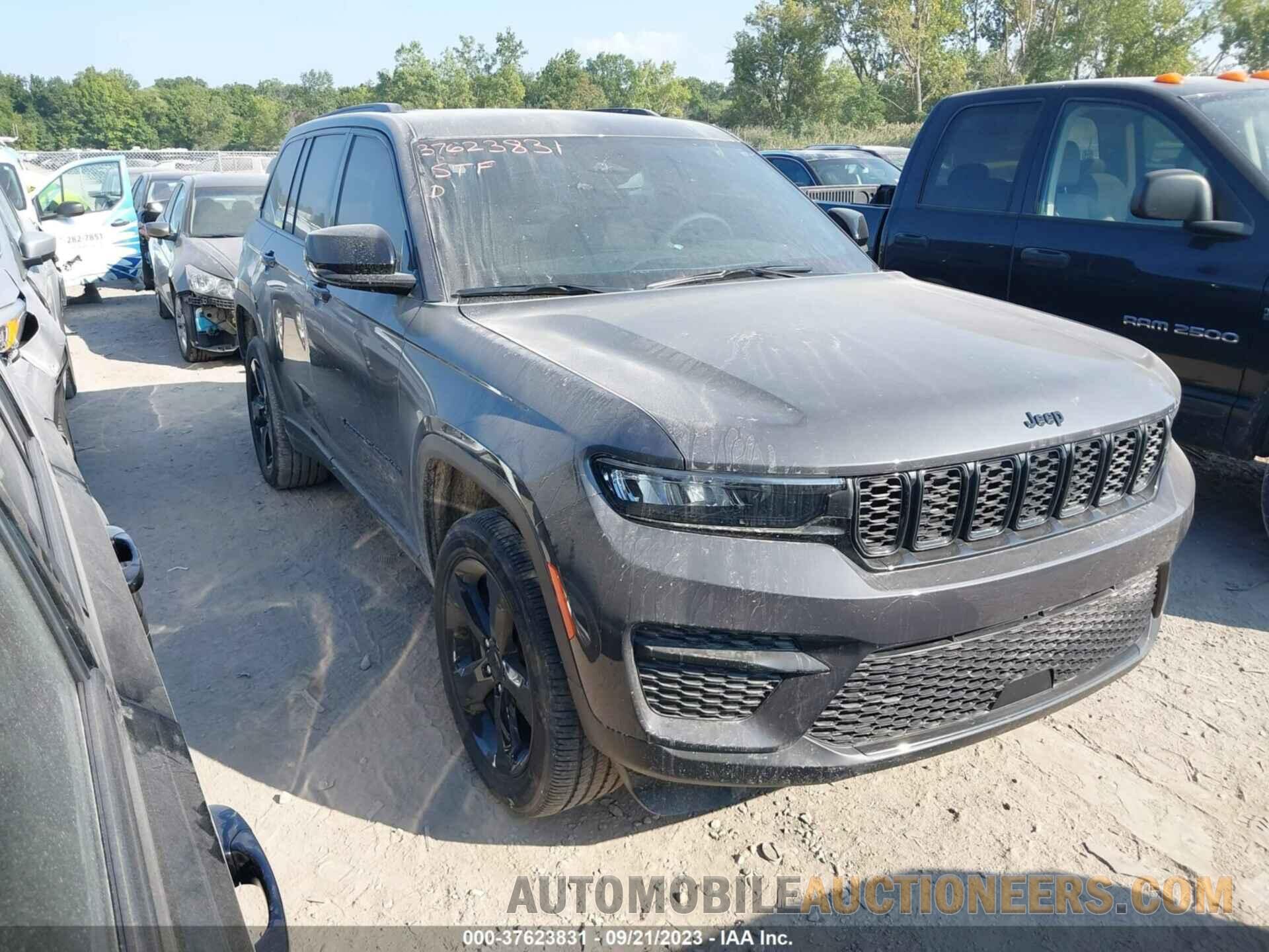 1C4RJHAG1P8766376 JEEP GRAND CHEROKEE 2023