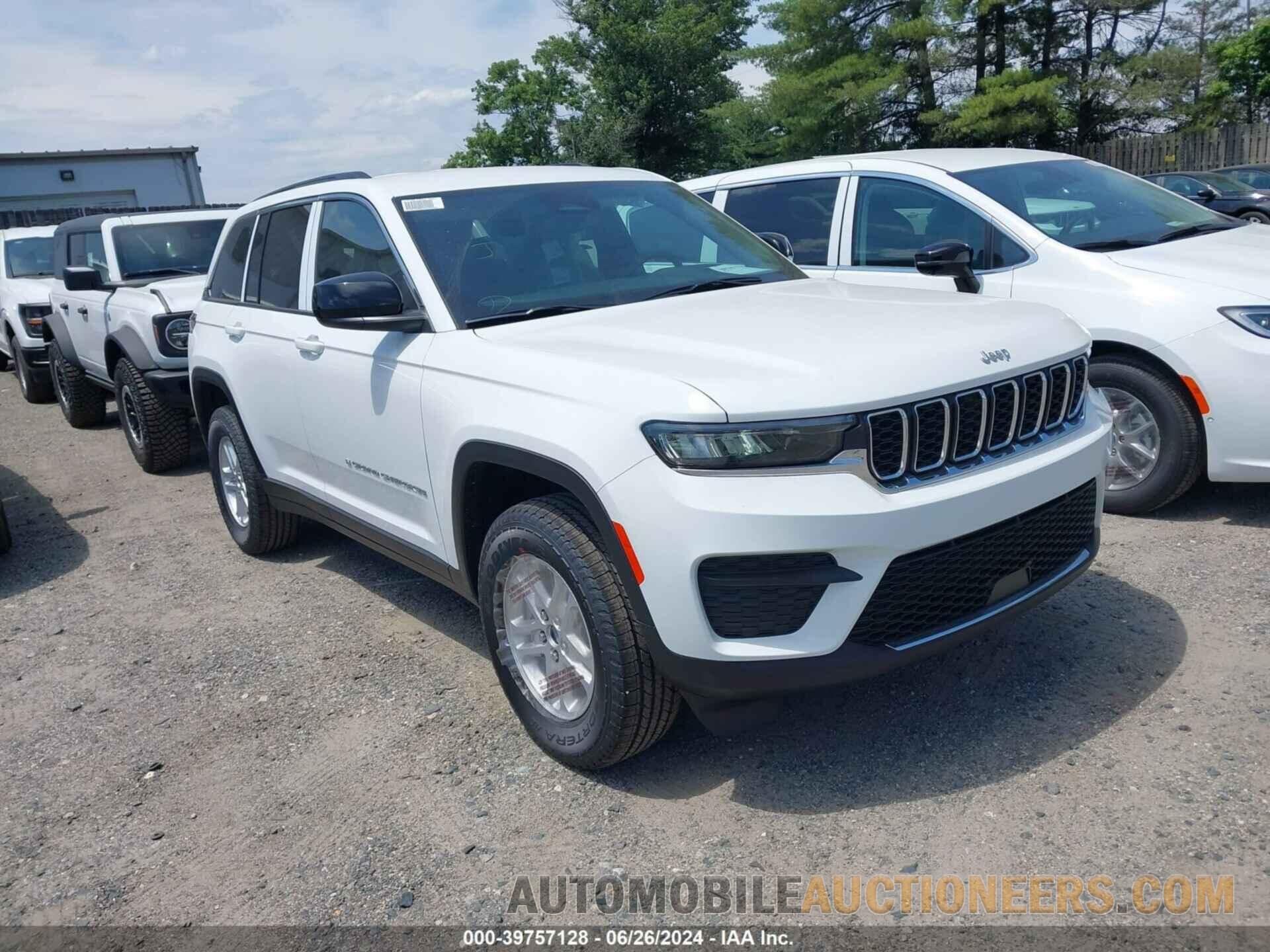 1C4RJHAG8RC222585 JEEP GRAND CHEROKEE 2024